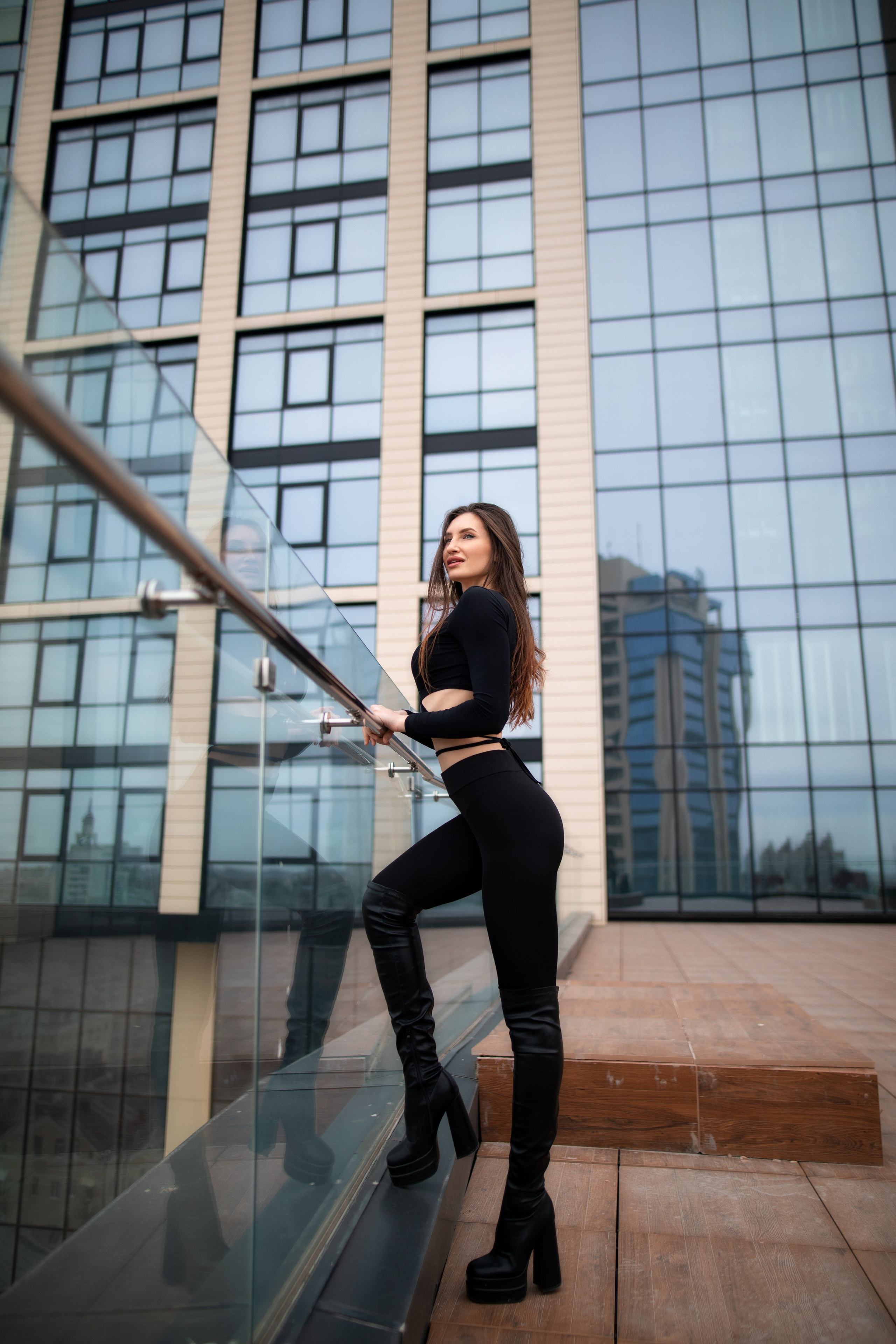 Фотосет с Викторией на крыше бизнес-центра в формате для «себя»
