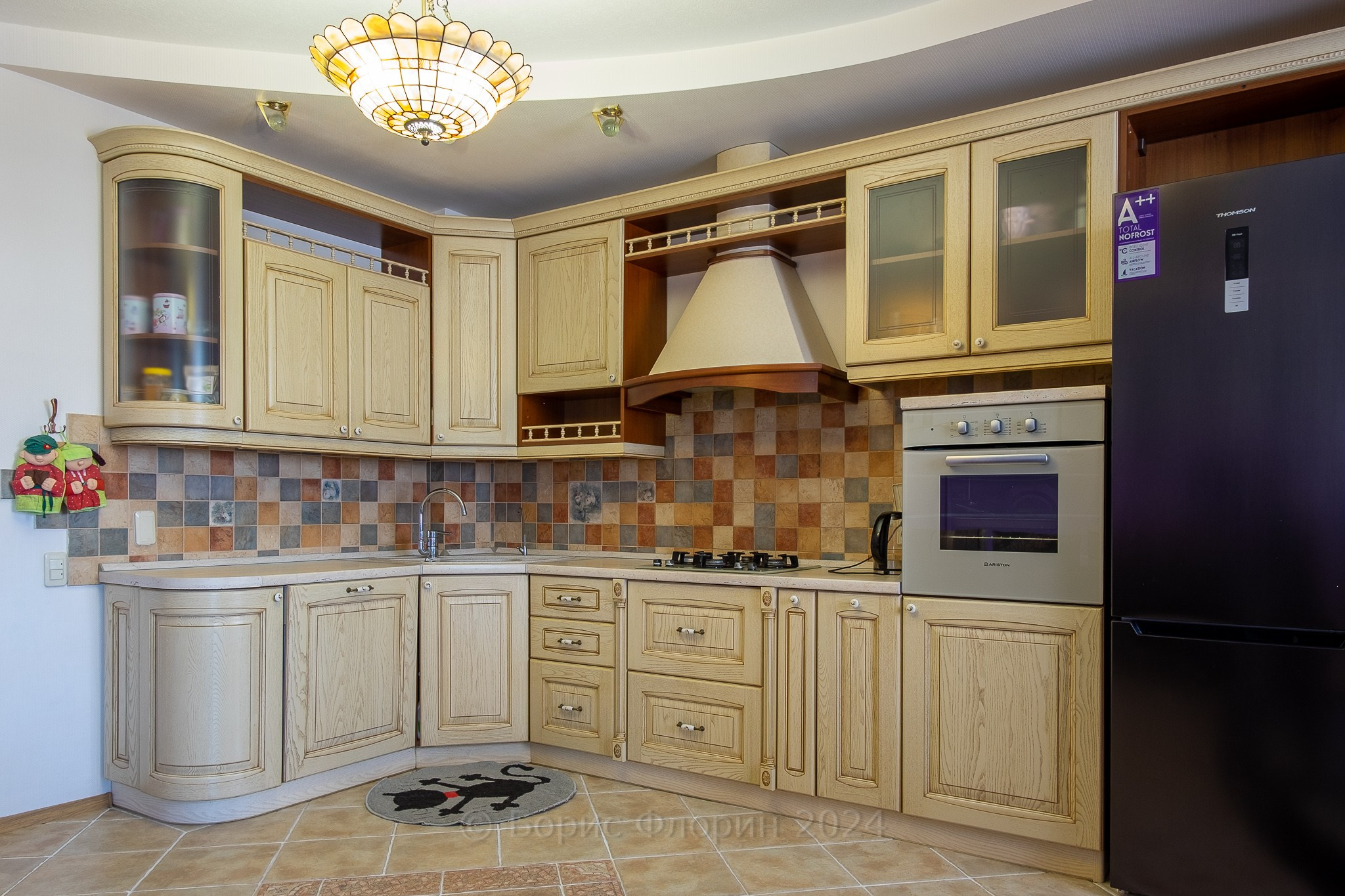 Интерьерный фотограф Борис Флорин. Фотосъёмка для Авито, Циан и др.