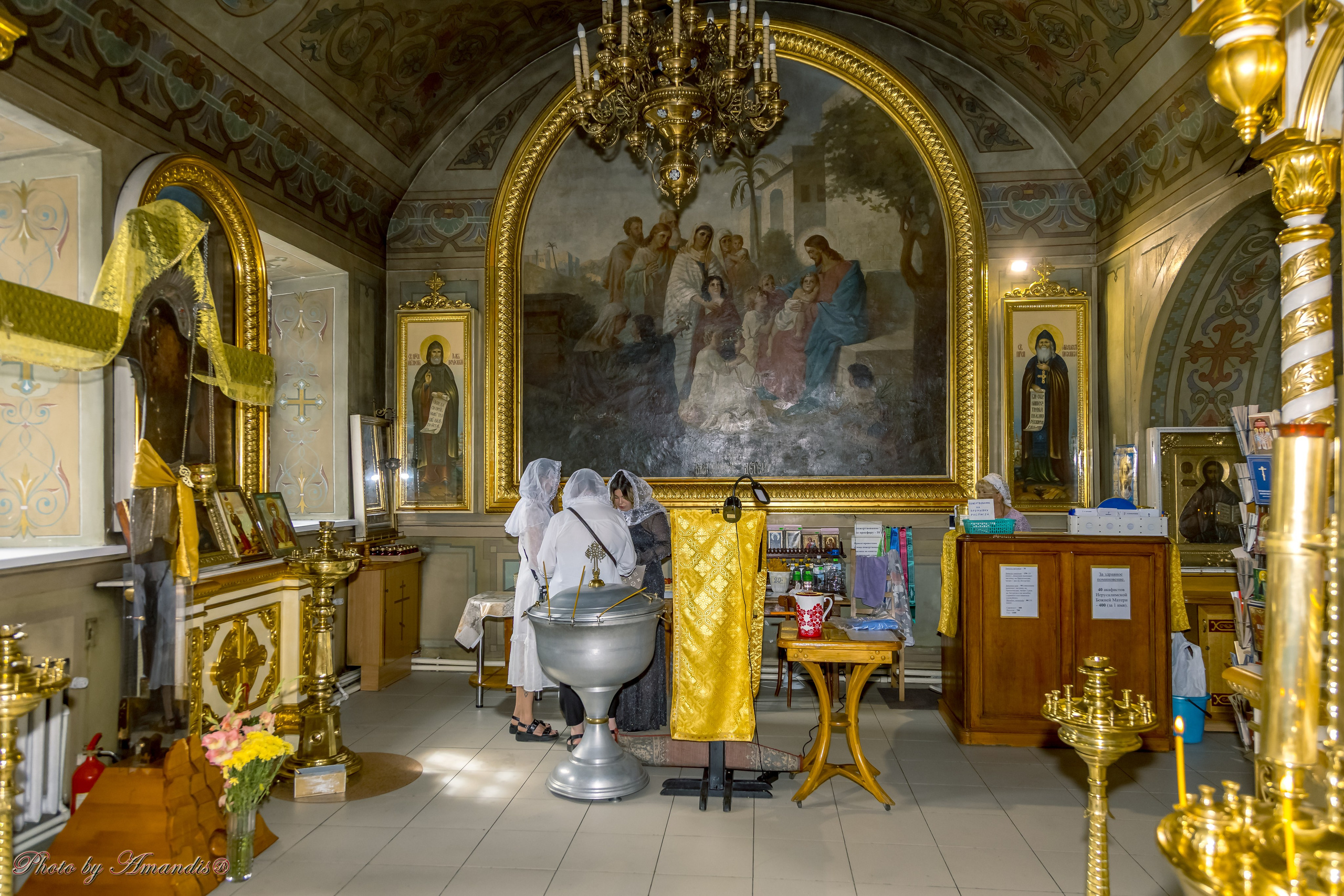 Крещение в храме Димитрия Солунского