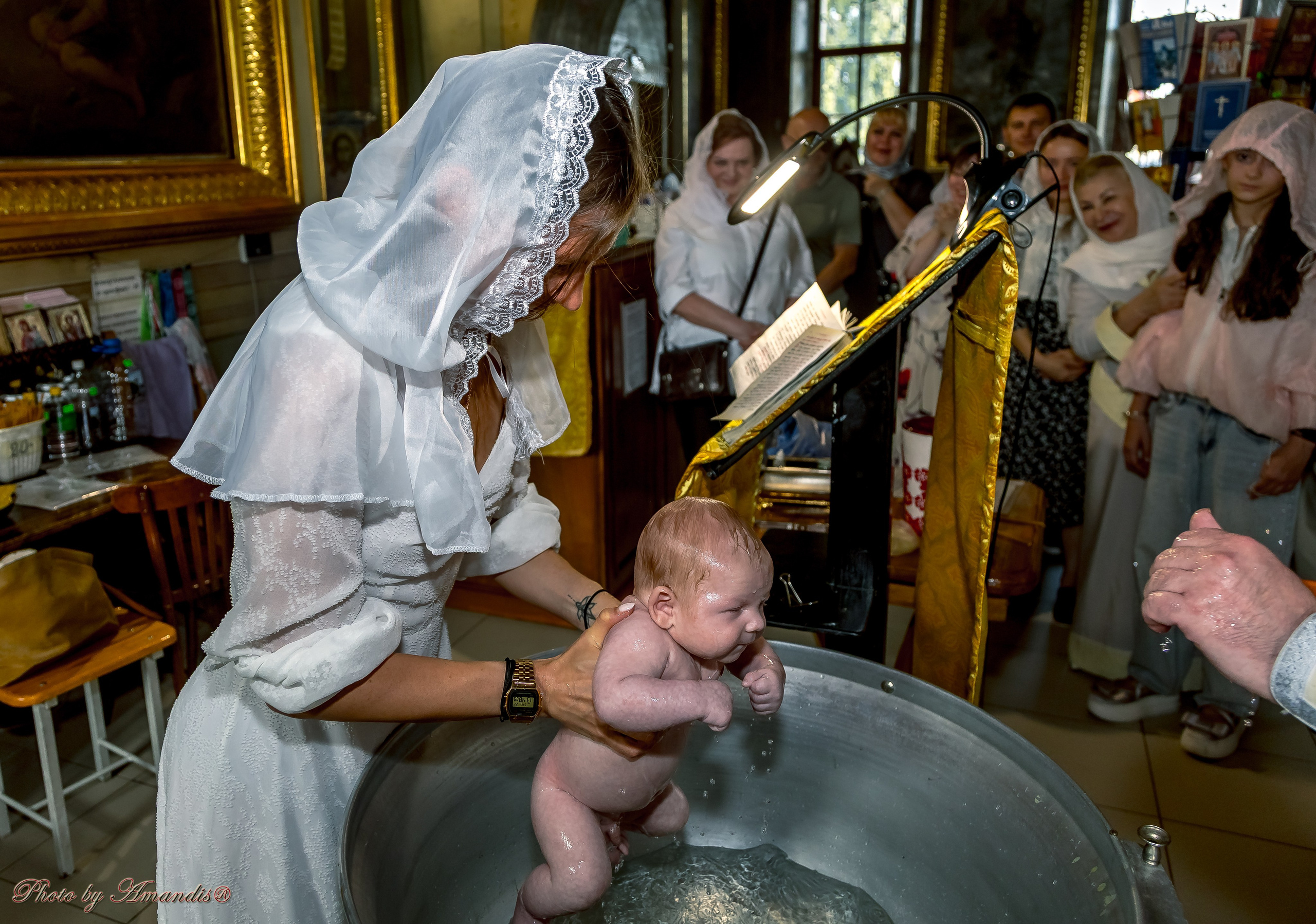 Крещение в храме Димитрия Солунского