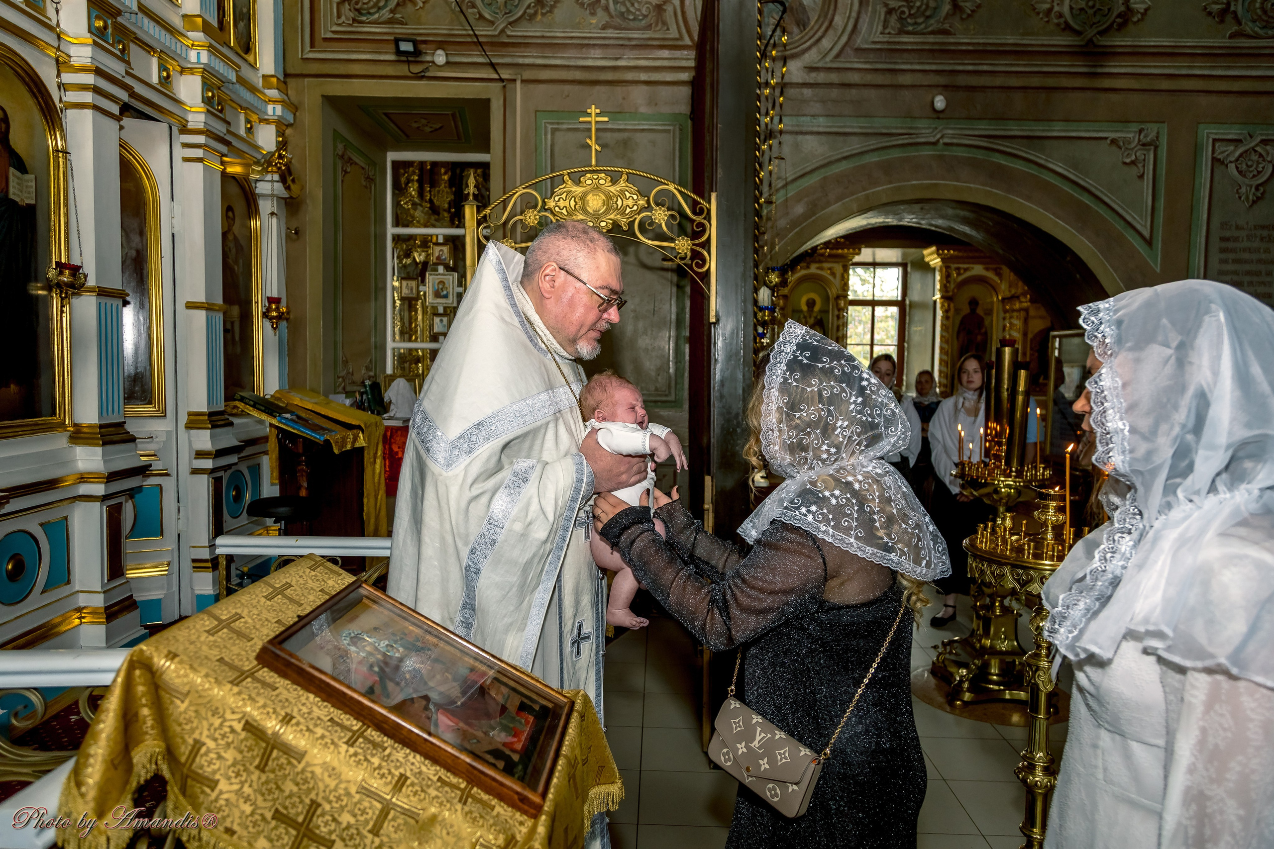 Крещение в храме Димитрия Солунского