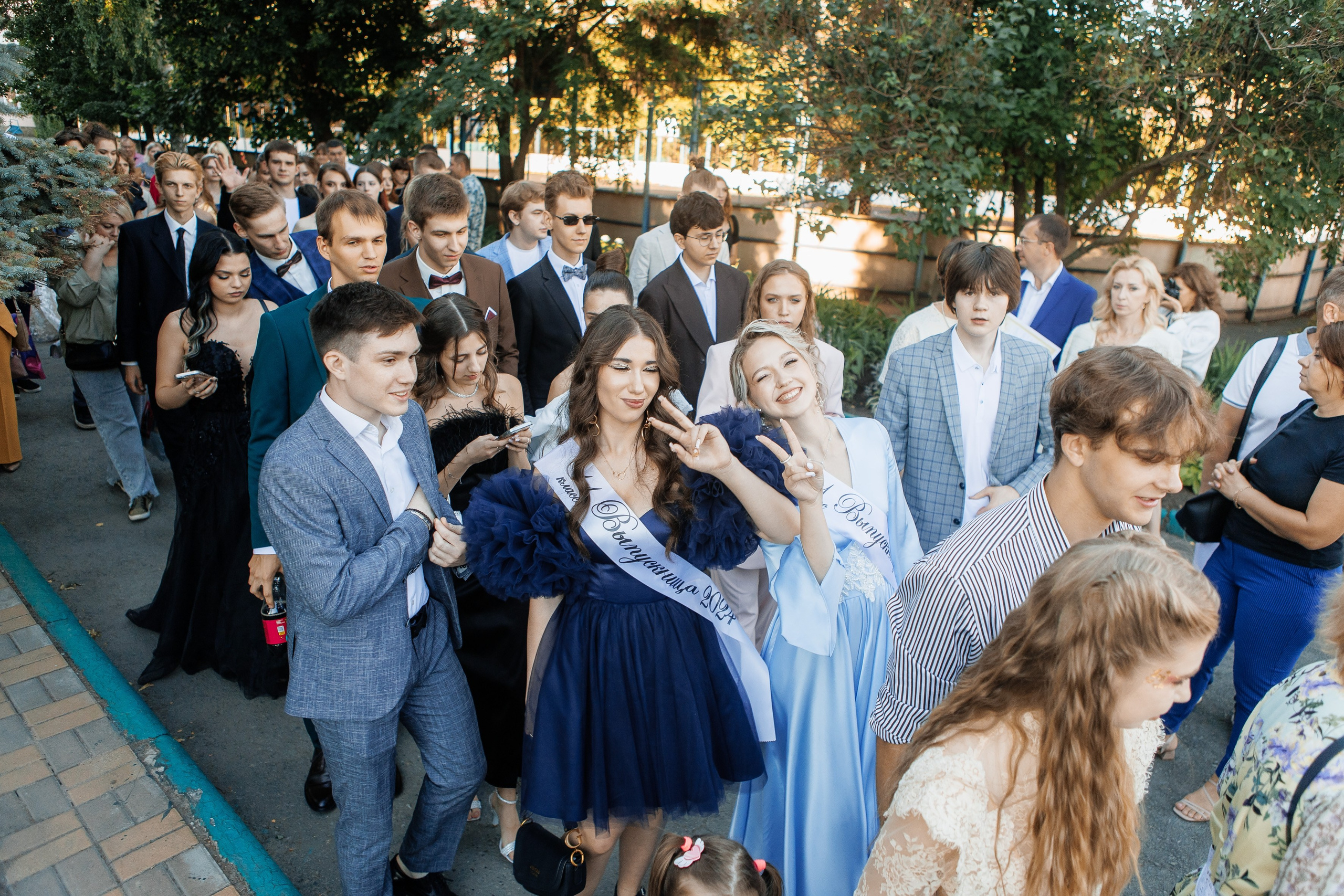 Выпускной Гимназия 12 2024 г. Свадебный и портретный Фотограф в Липецке Дмитрий Котюков
