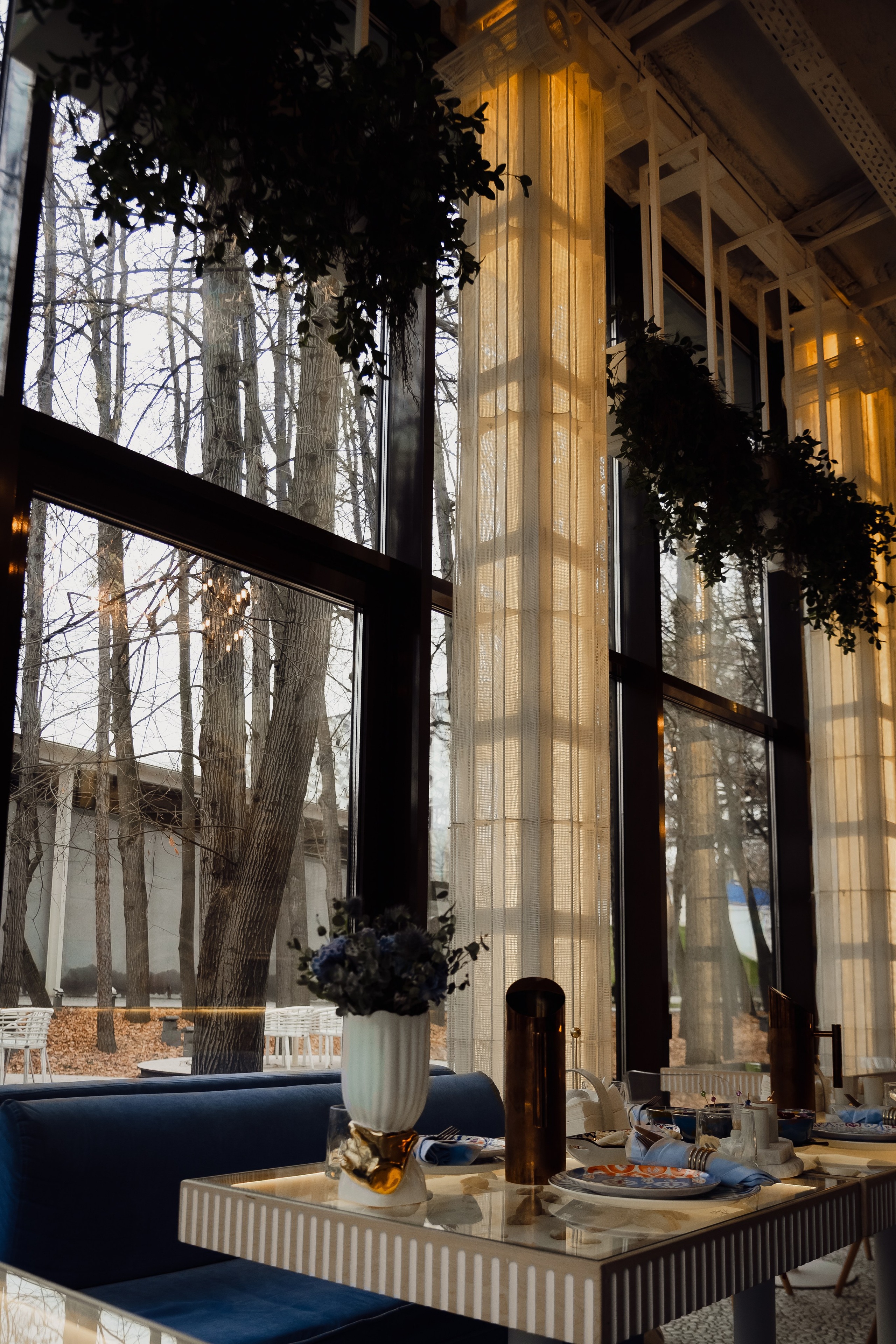 Камерная свадьба ВДНХ. Свадебный фотограф в Москве Анна Сдобнова