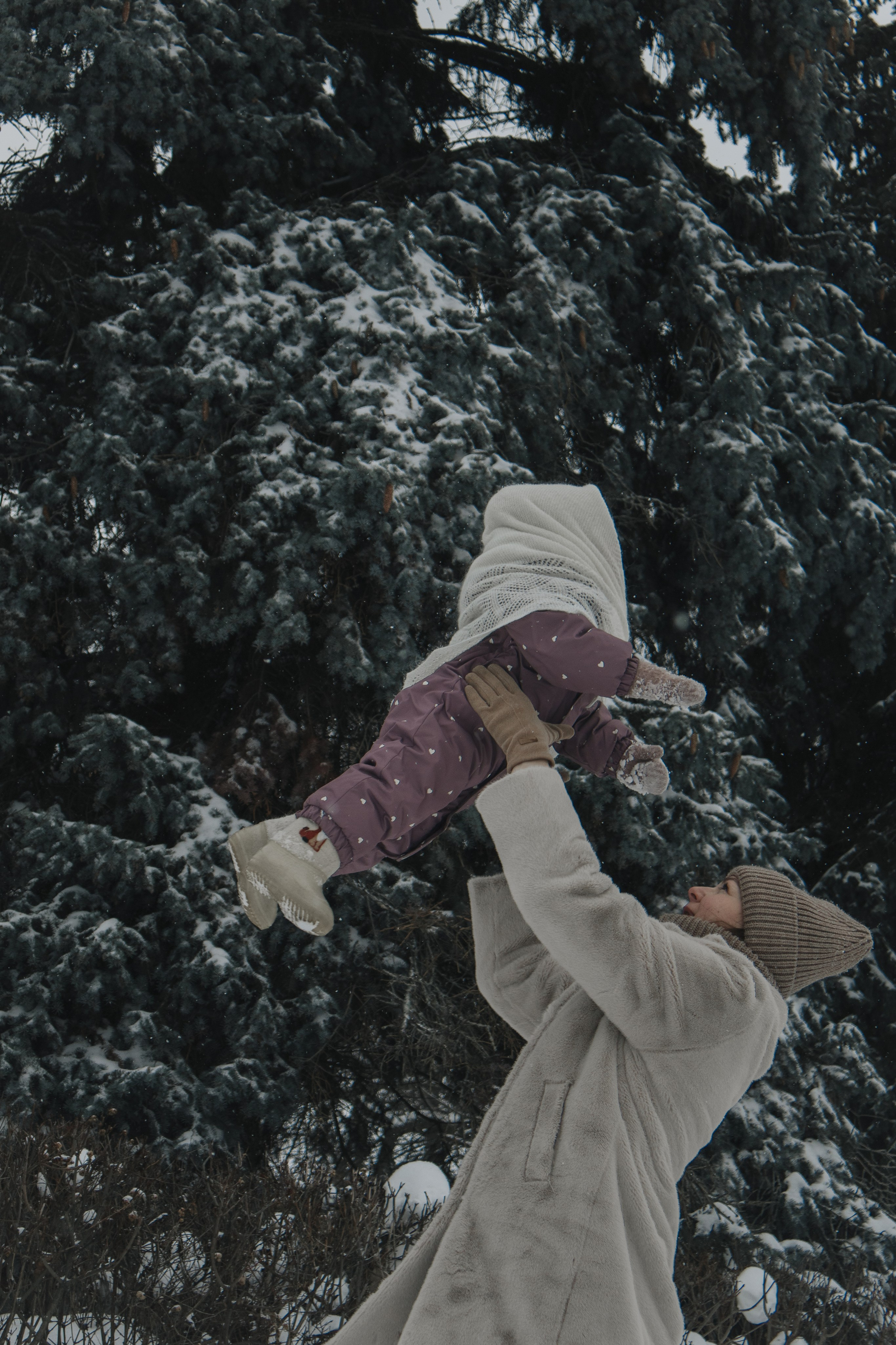 Зимняя фотосессия в парке. Семейный и женский фотограф Москва Юлия Левада
