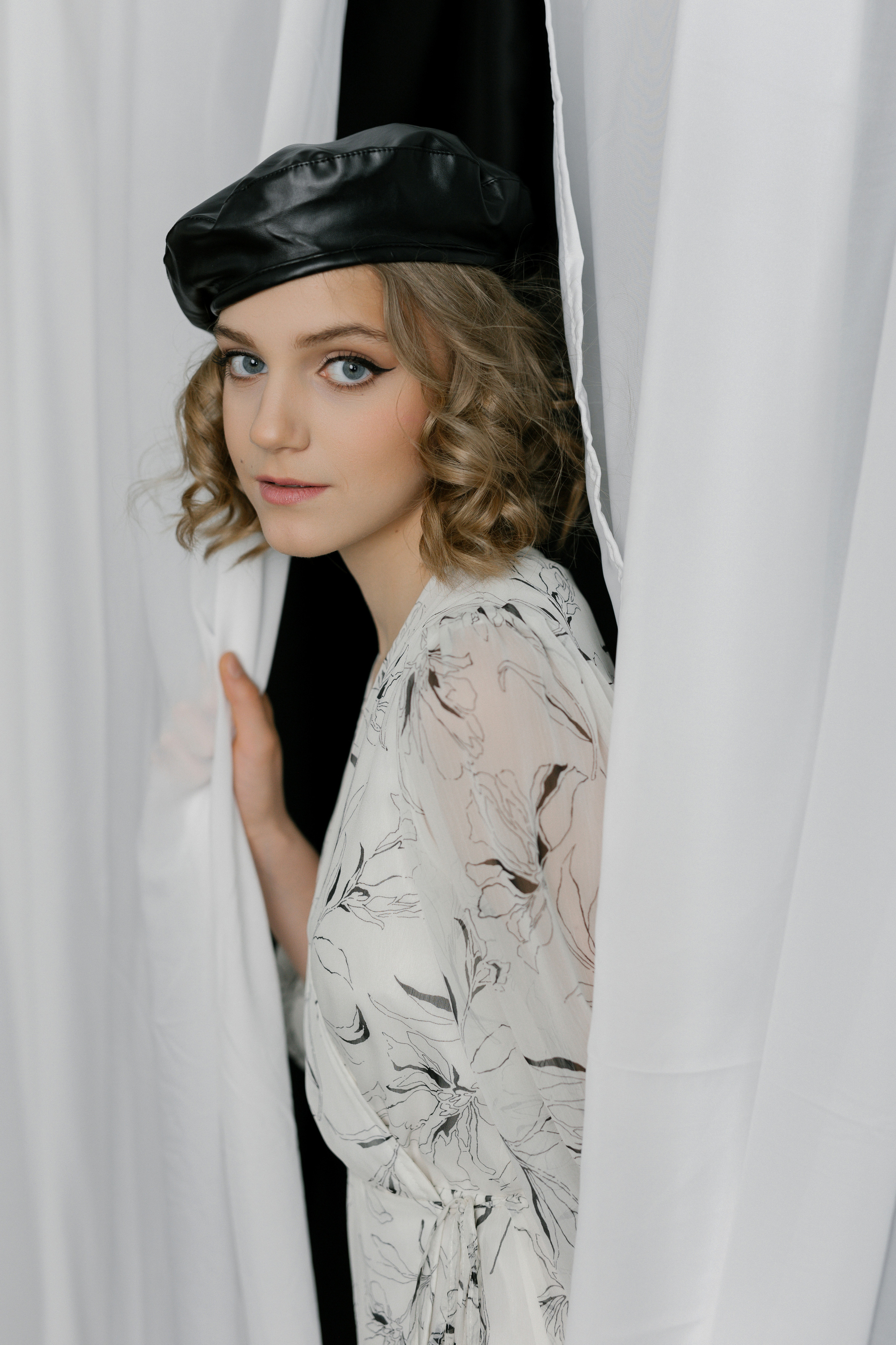 Дана. Главная