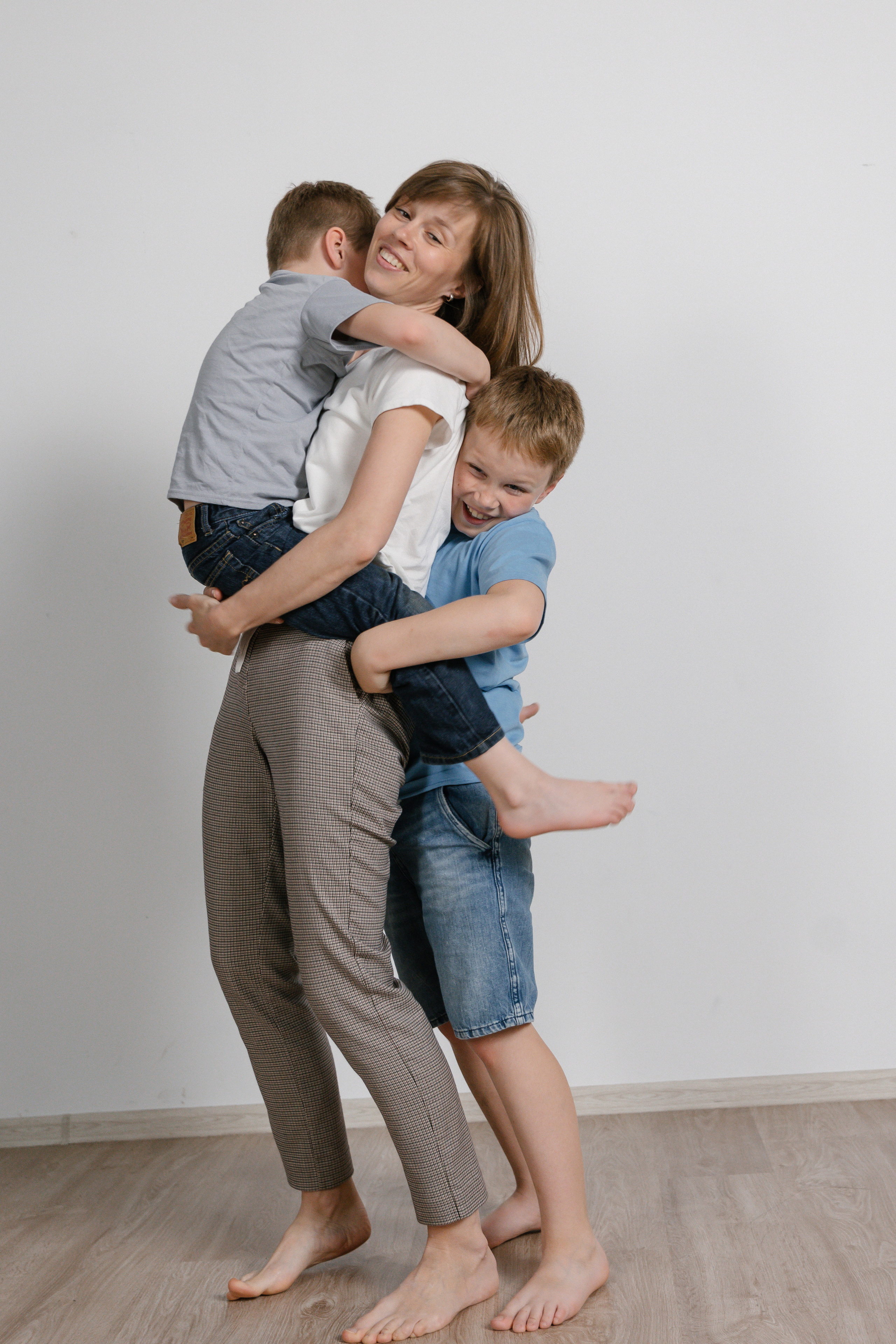 Сашуля и 3 урагана. Главная