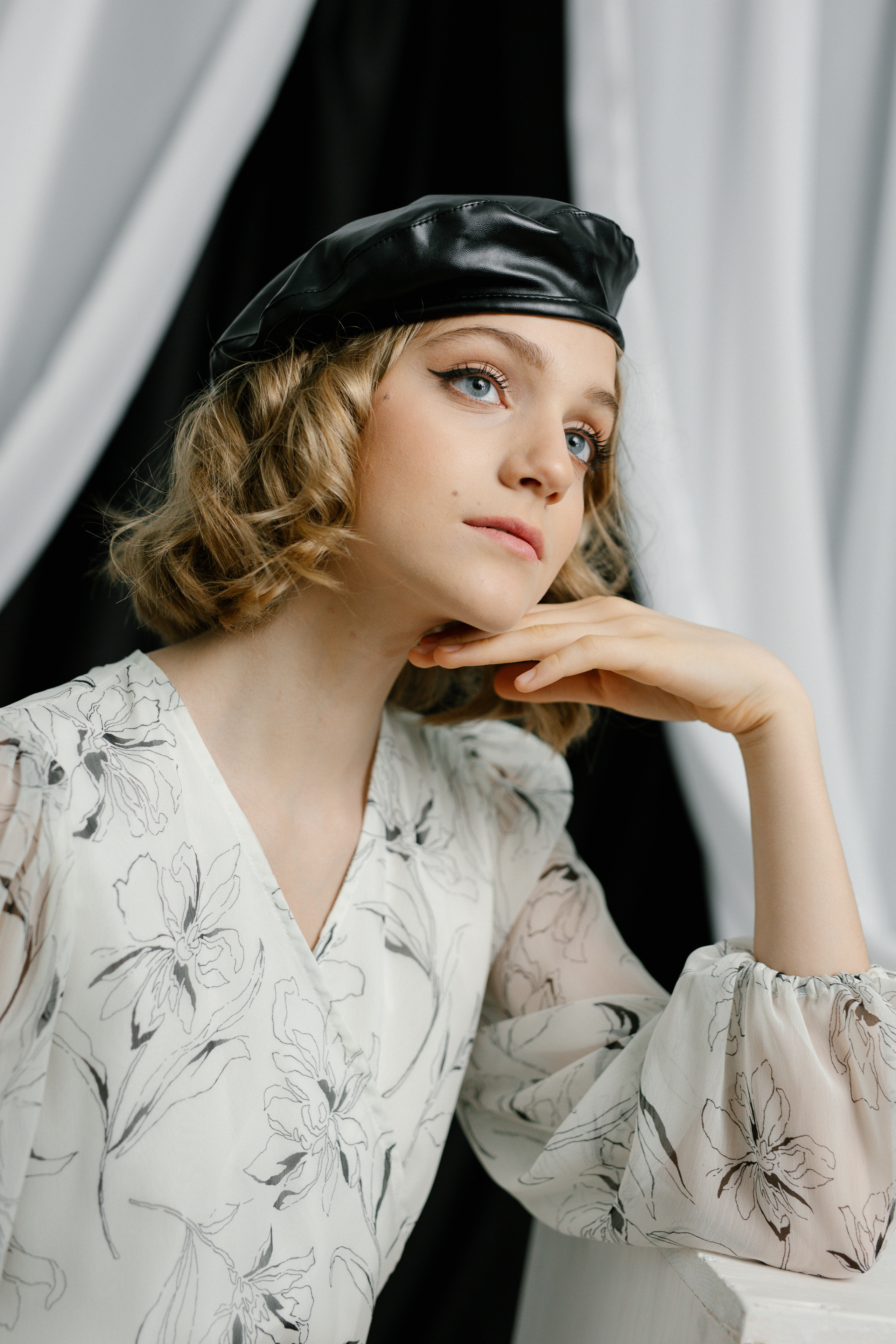 Дана. Главная