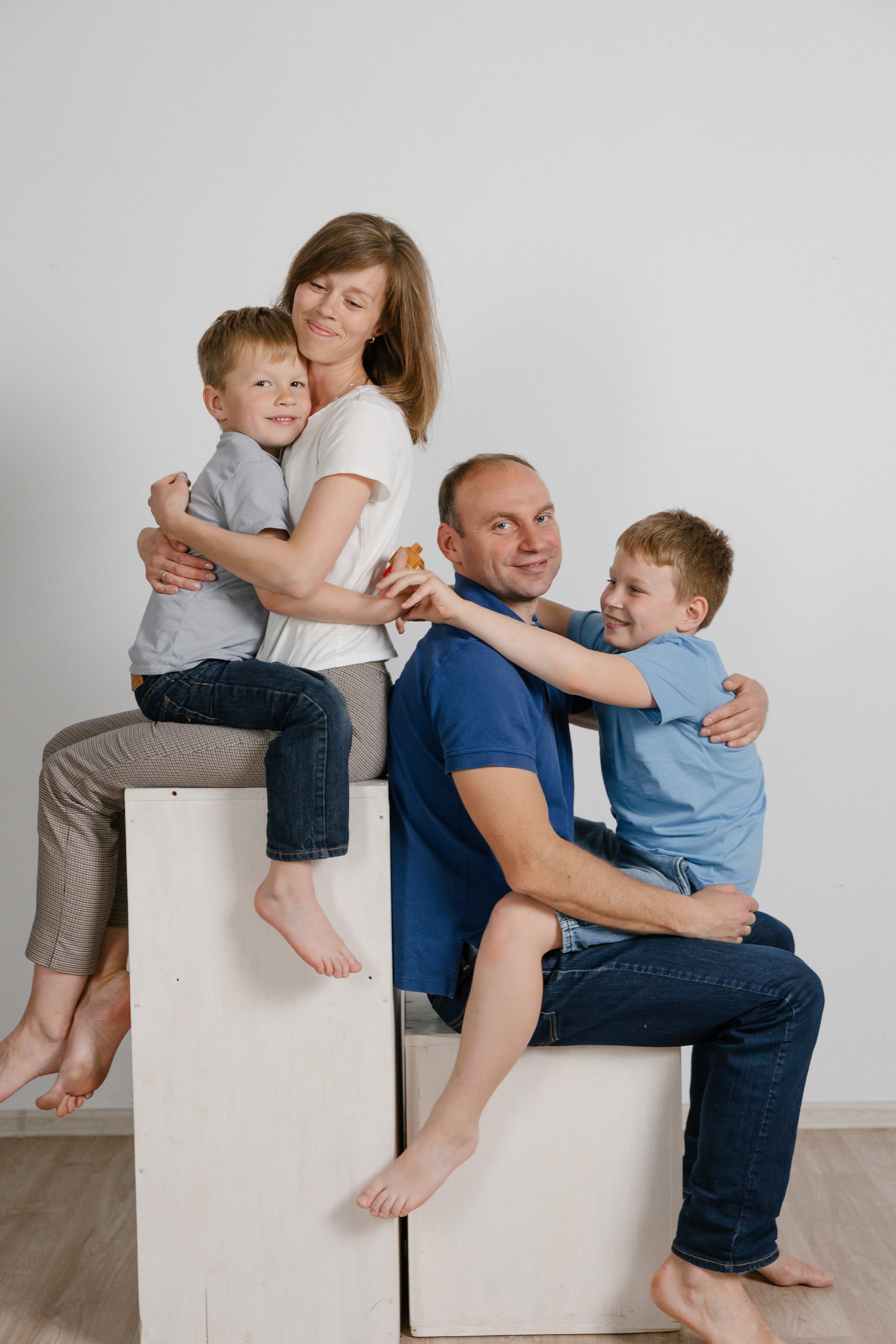 Сашуля и 3 урагана. Главная