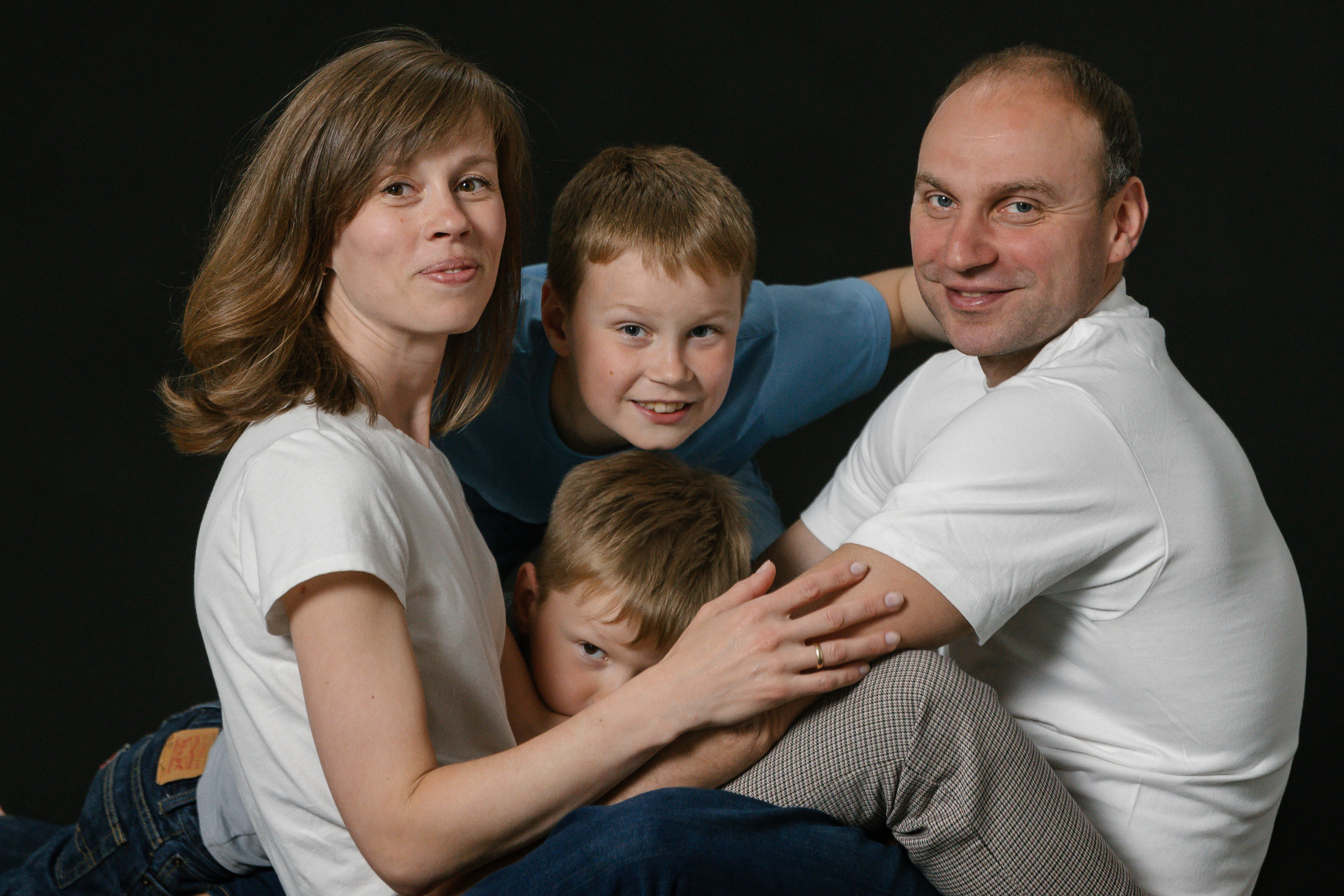 Сашуля и 3 урагана. Главная