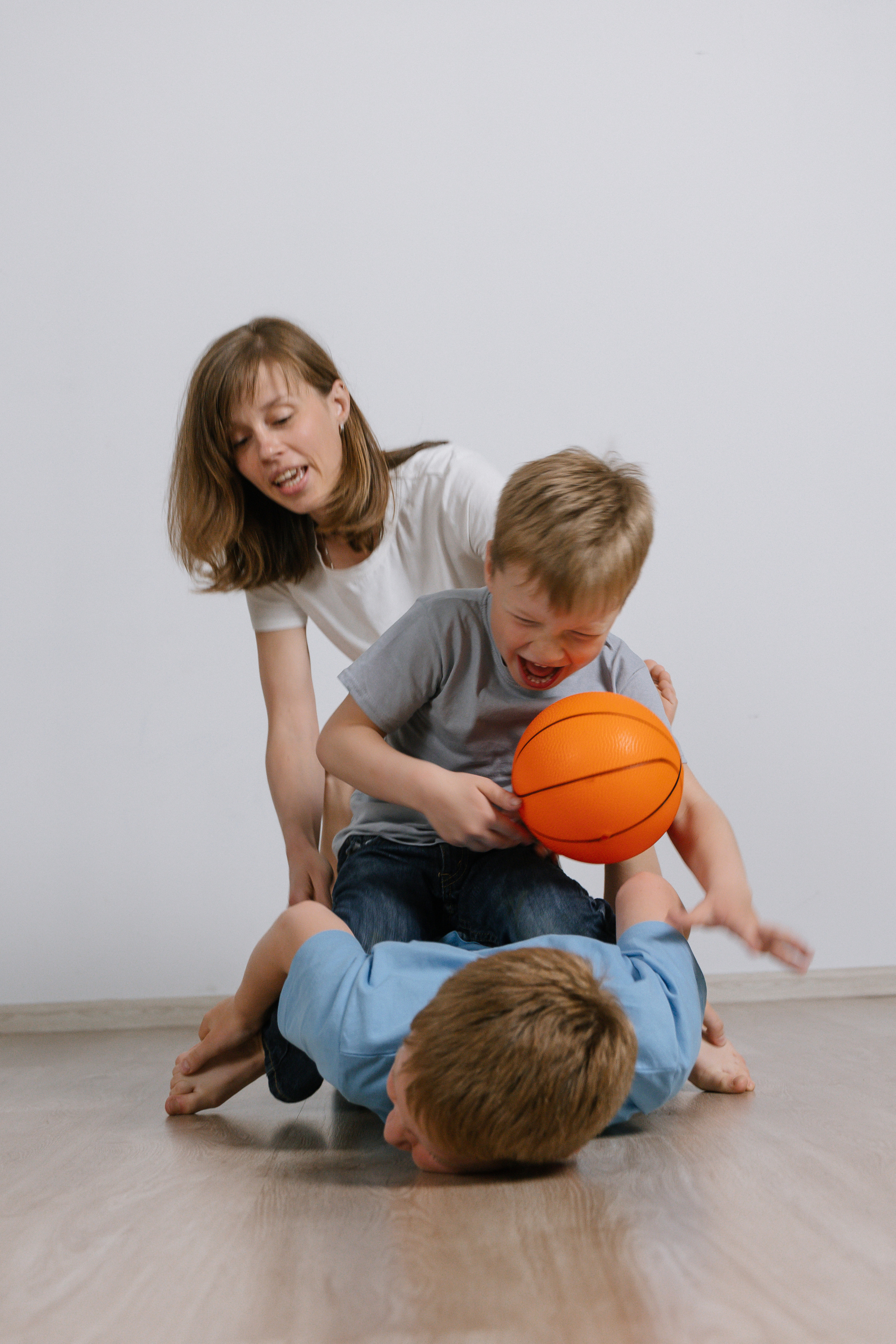 Сашуля и 3 урагана. Главная