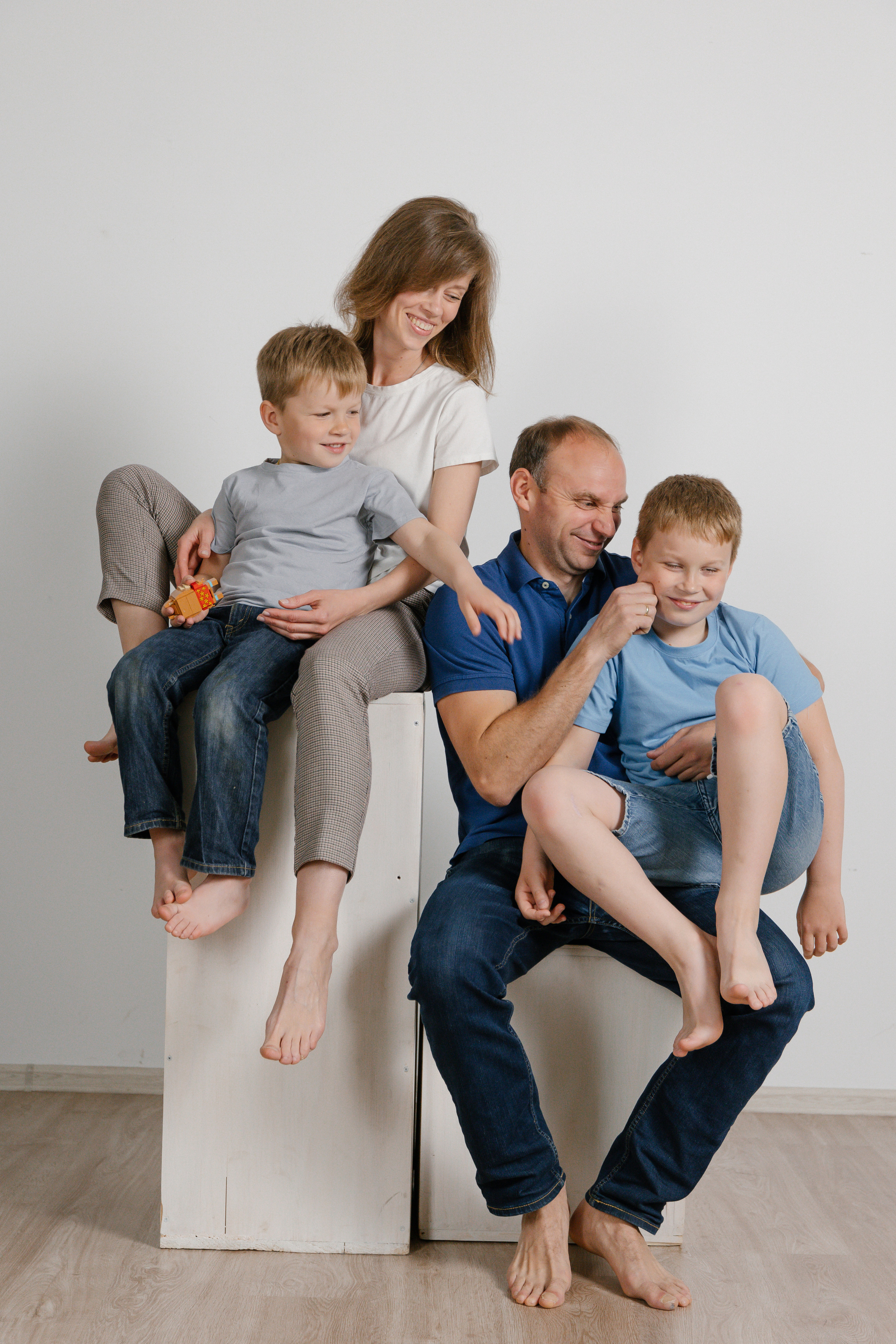 Сашуля и 3 урагана. Главная