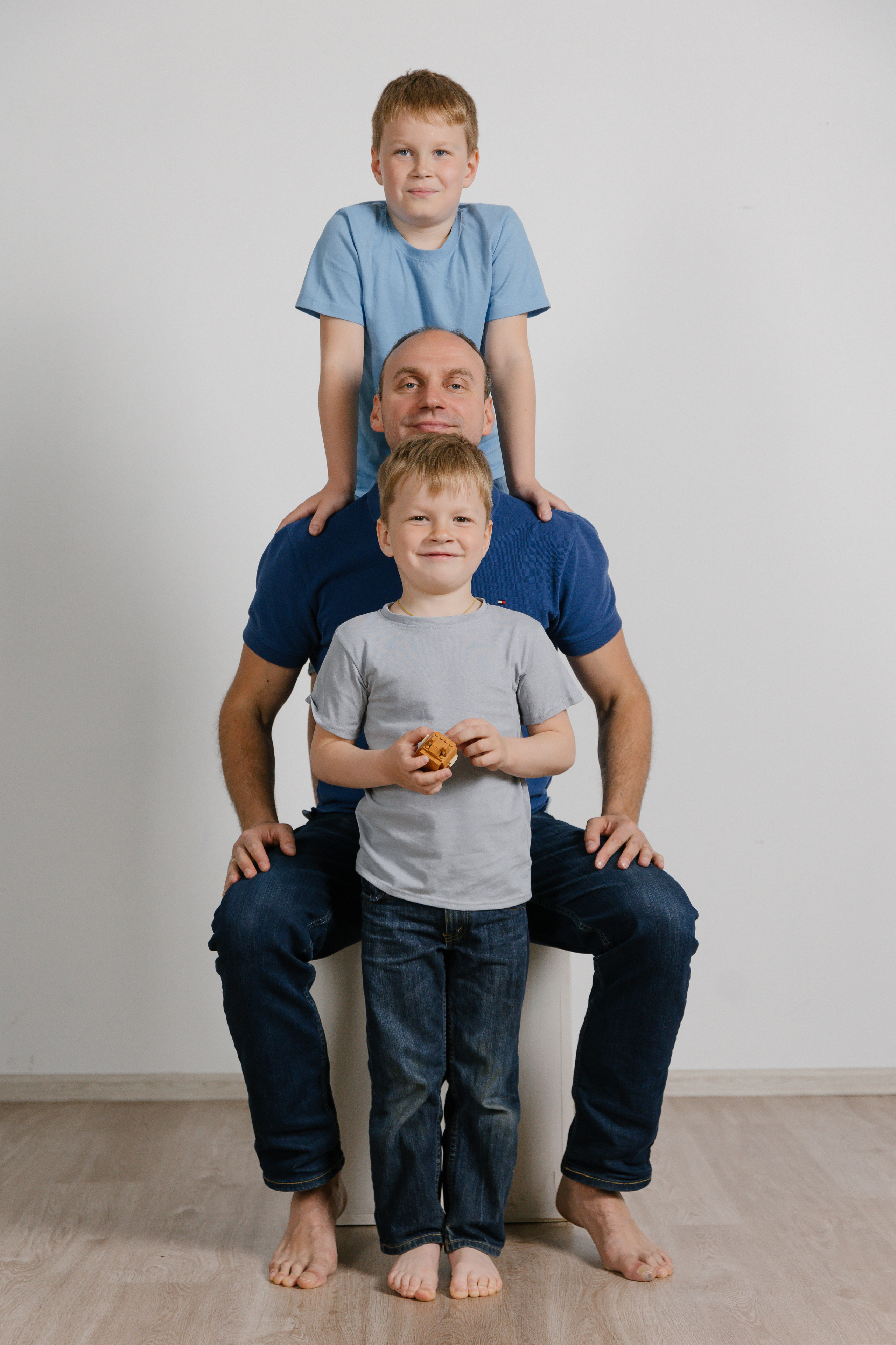 Сашуля и 3 урагана. Главная