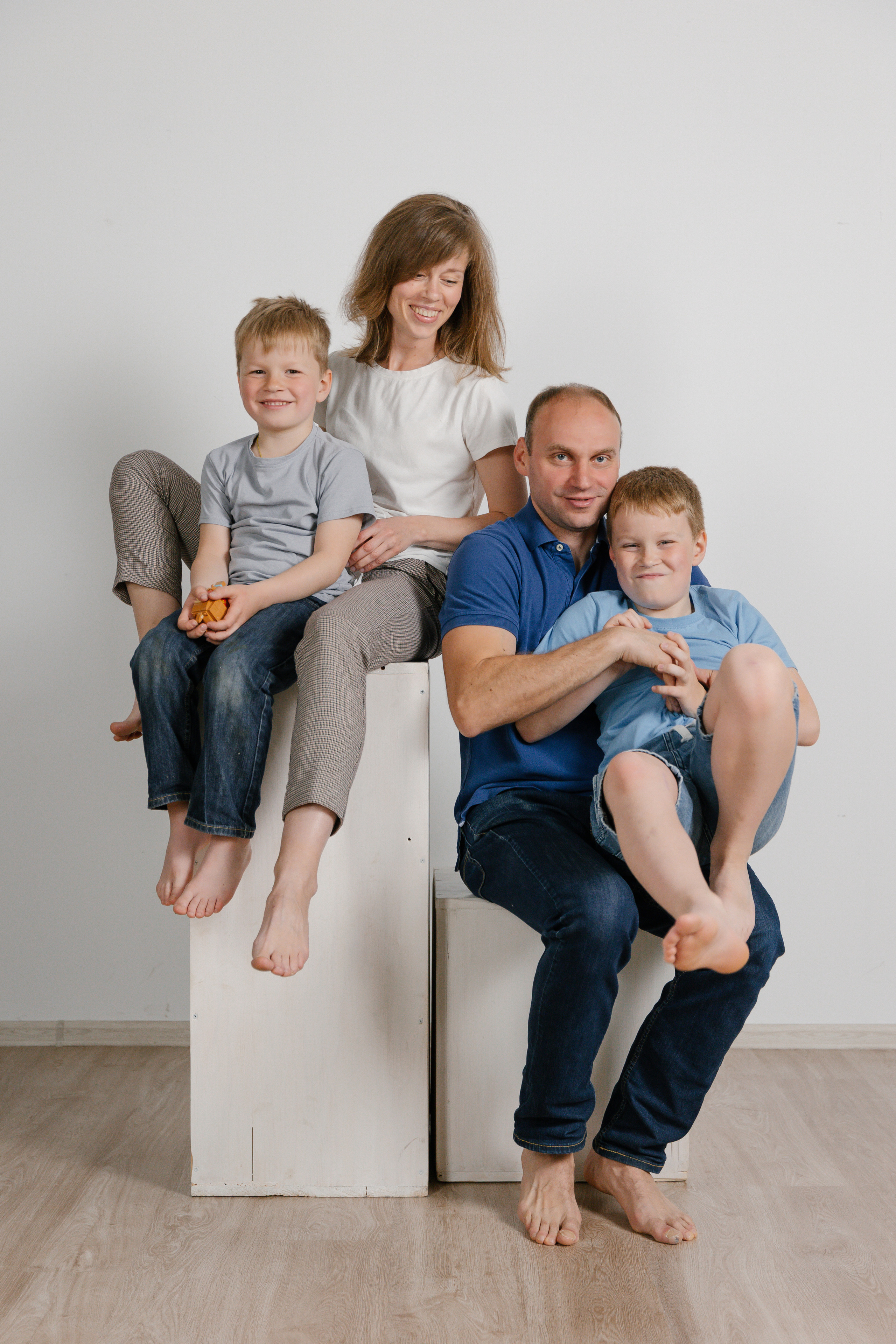 Сашуля и 3 урагана. Главная