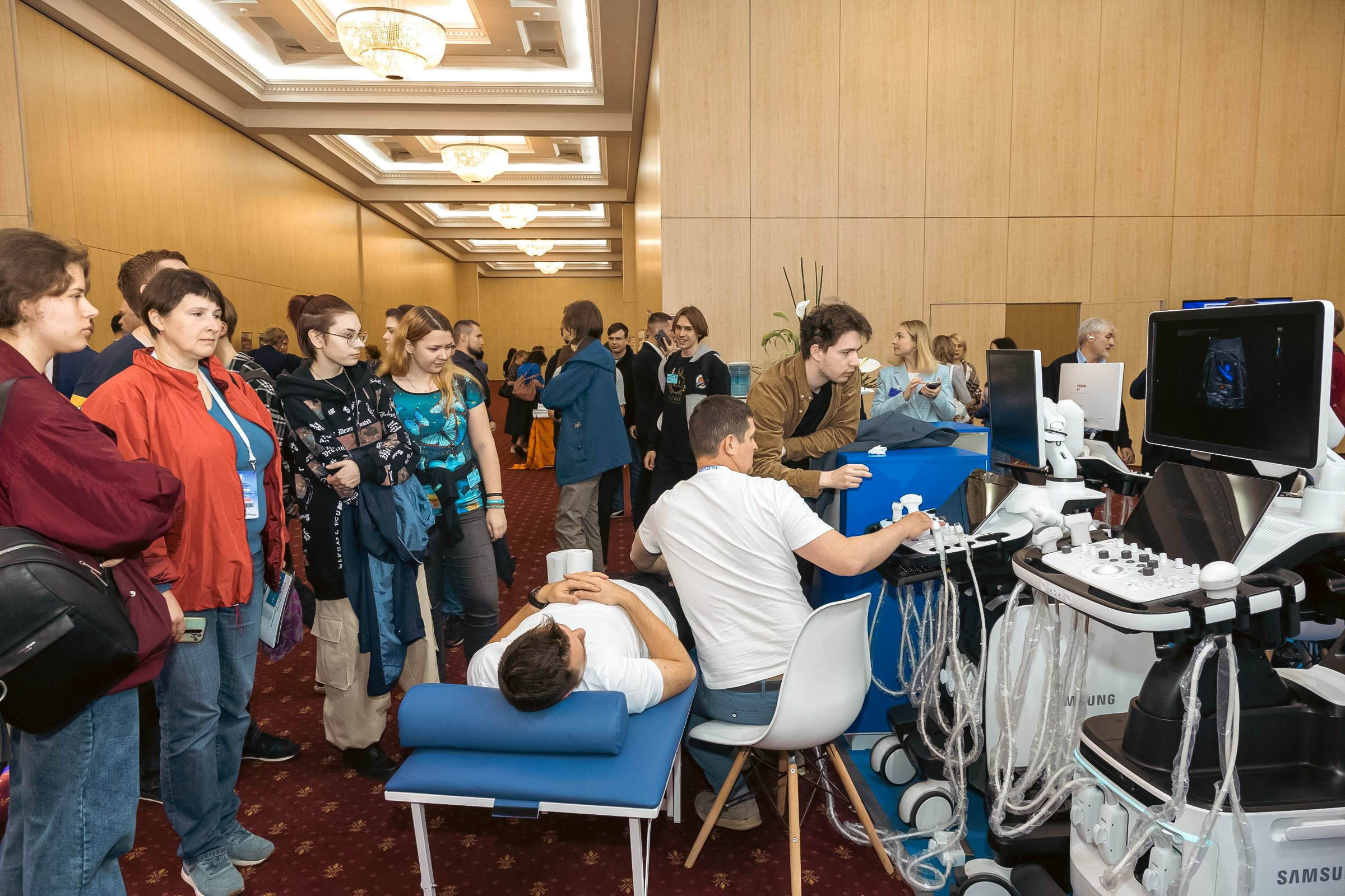 Съёмка стенда на выставке. Фотограф на мероприятие в Москве Марик