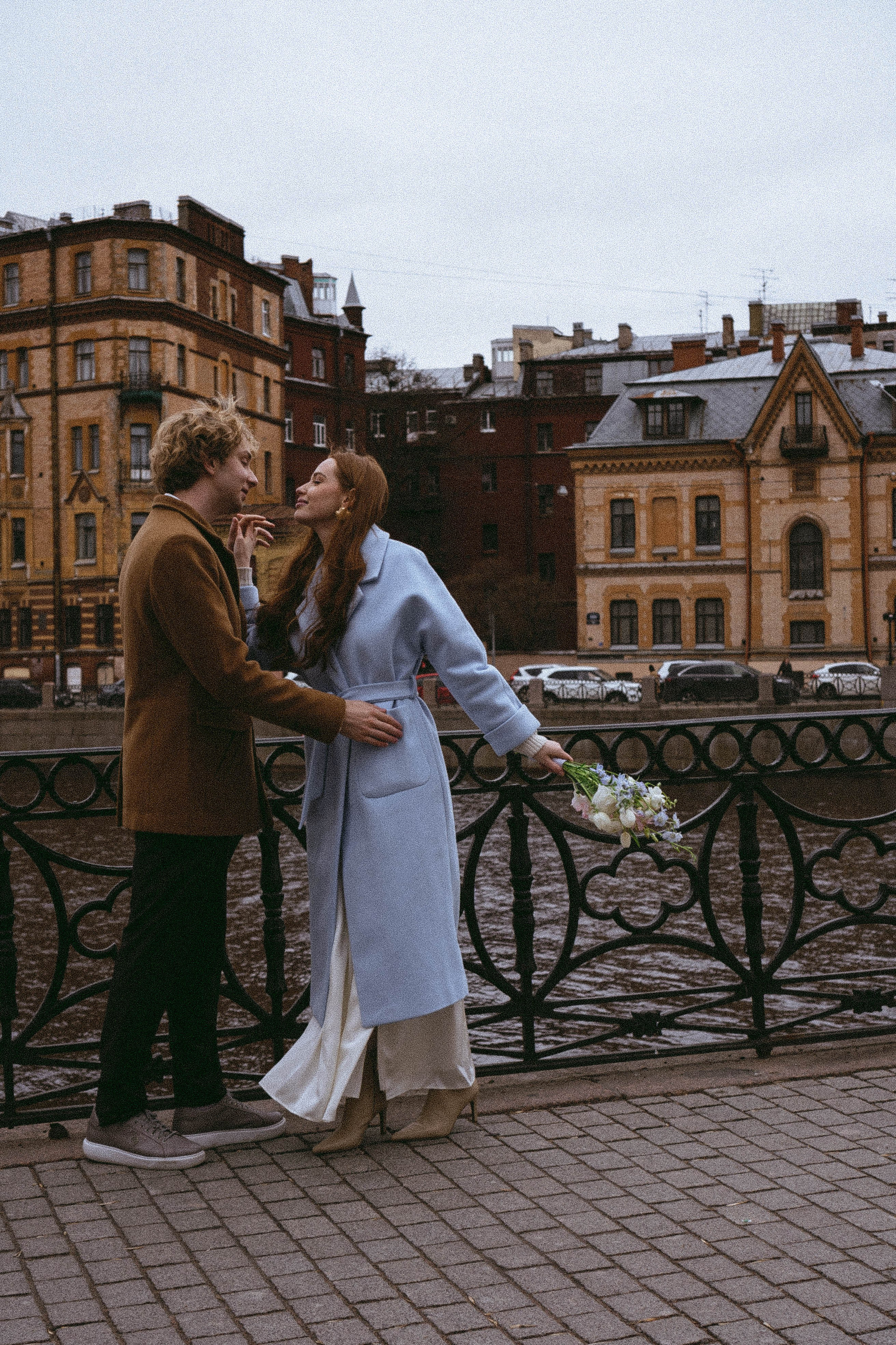 СВАДЕБНАЯ ПРОГУЛКА ПО ПЕТРОГРАДКЕ ВЕСНОЙ (ФОТОСЕССИИЯ ПАРЫ СВАДЕБНАЯ). Профессиональный фотограф, Санкт-Петербург — Виктория Богомолова