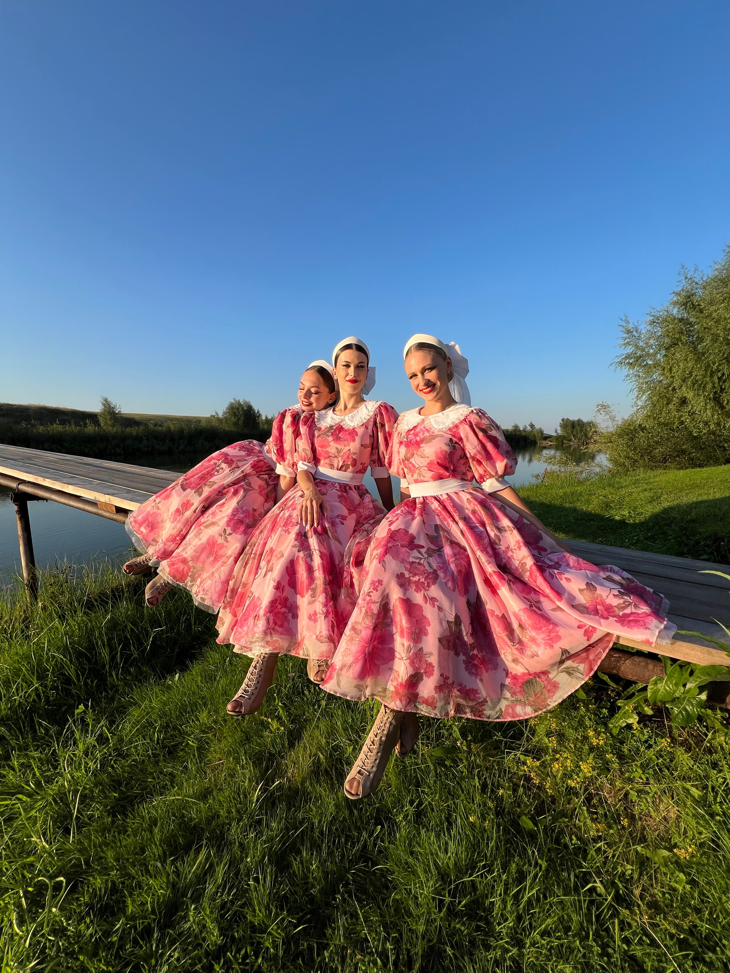 LIFE. Танцевальная шоу-группа «GRANAT»