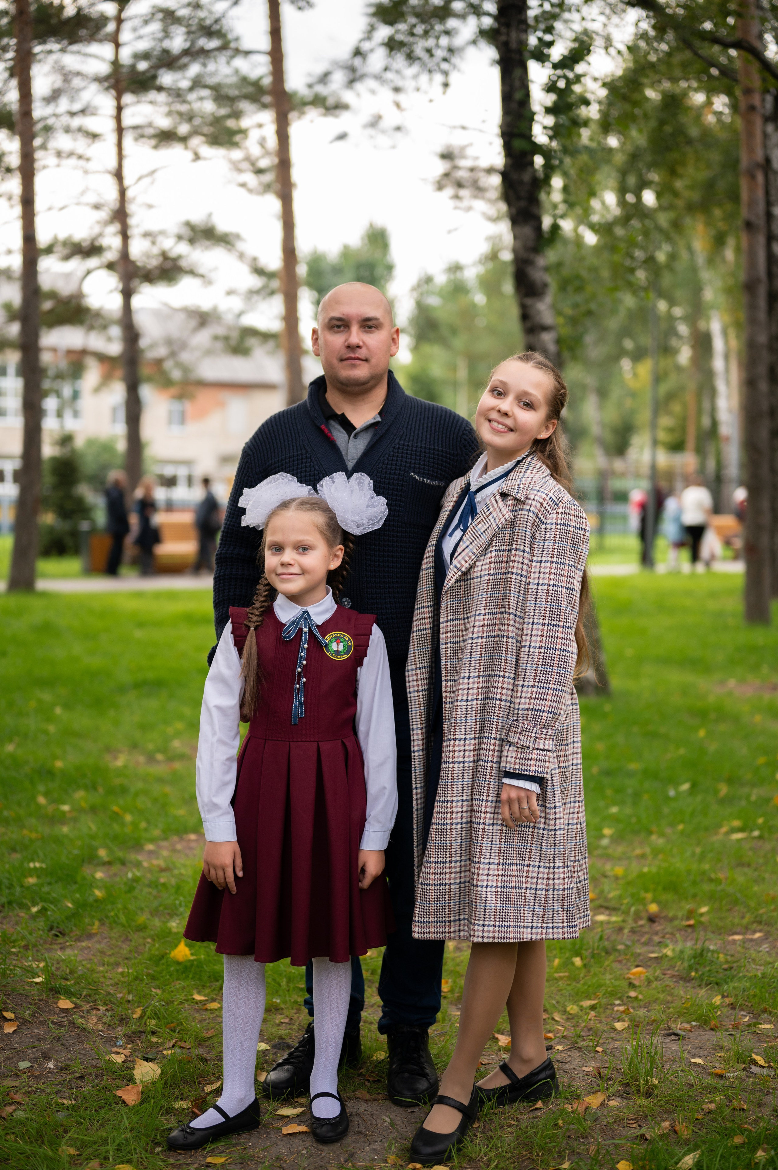 1 сентября 16 гимназия 2 класс (линейка + в классе+ на улице). Фотограф новорожденных, семейный детский в Тюмени Татьяна Морозова