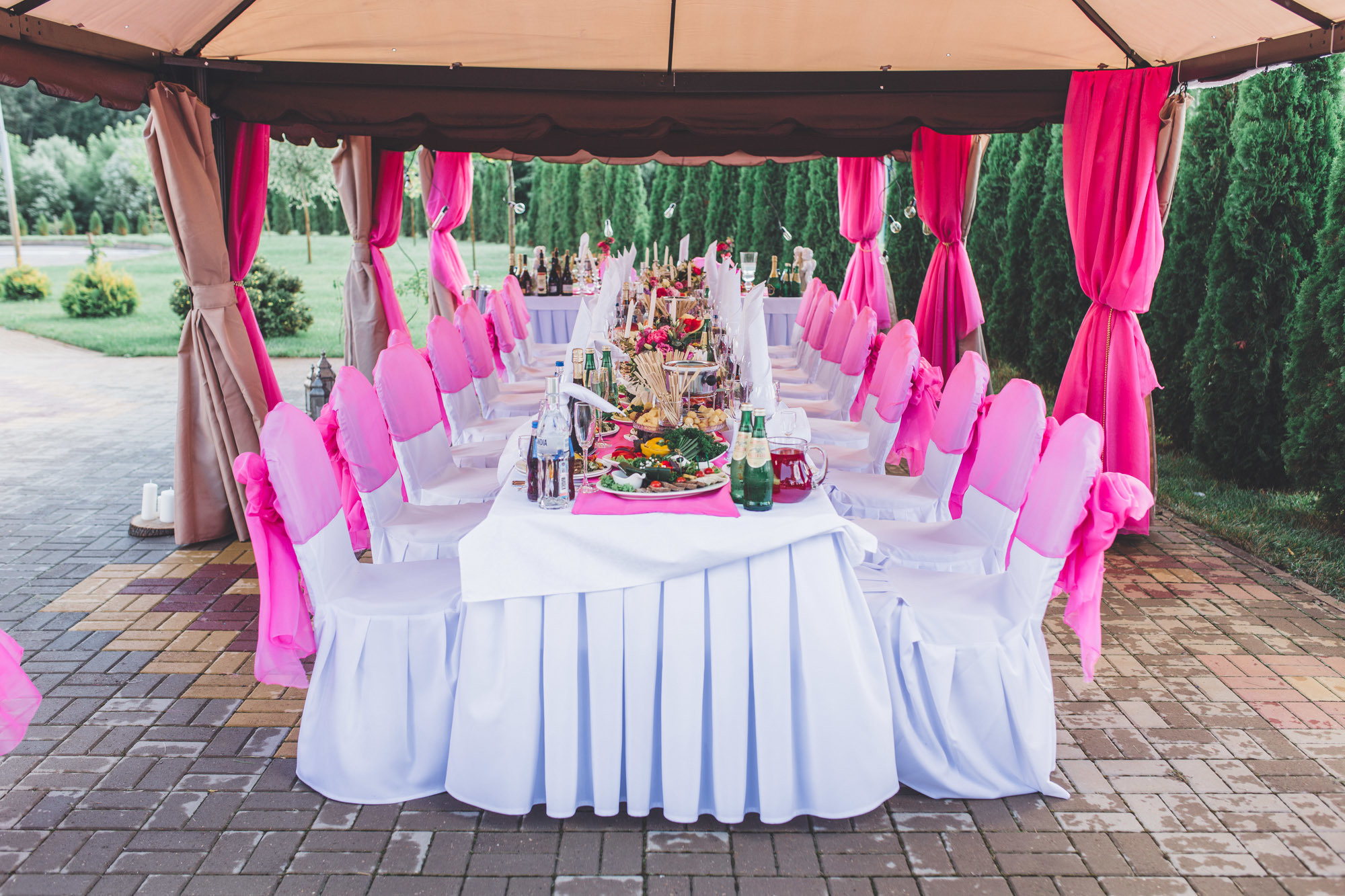 Արտեմ և Ջուլիա. Հարսանեկան լուսանկարչություն Հայաստանում Ադամյանների ընտանիքի կողմից