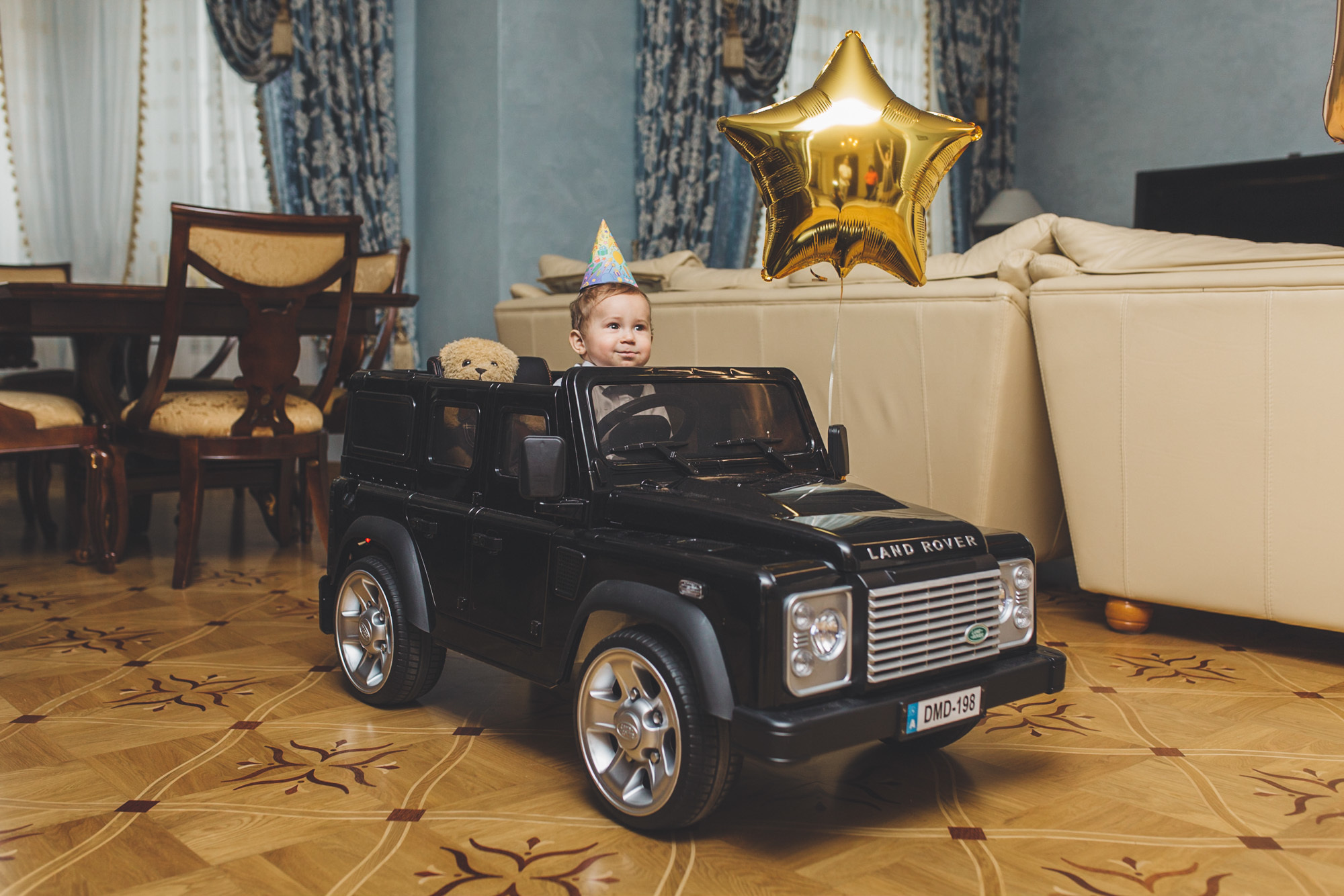 Արտեմ և Ջուլիա և Ստեփան. Հարսանեկան լուսանկարչություն Հայաստանում Ադամյանների ընտանիքի կողմից