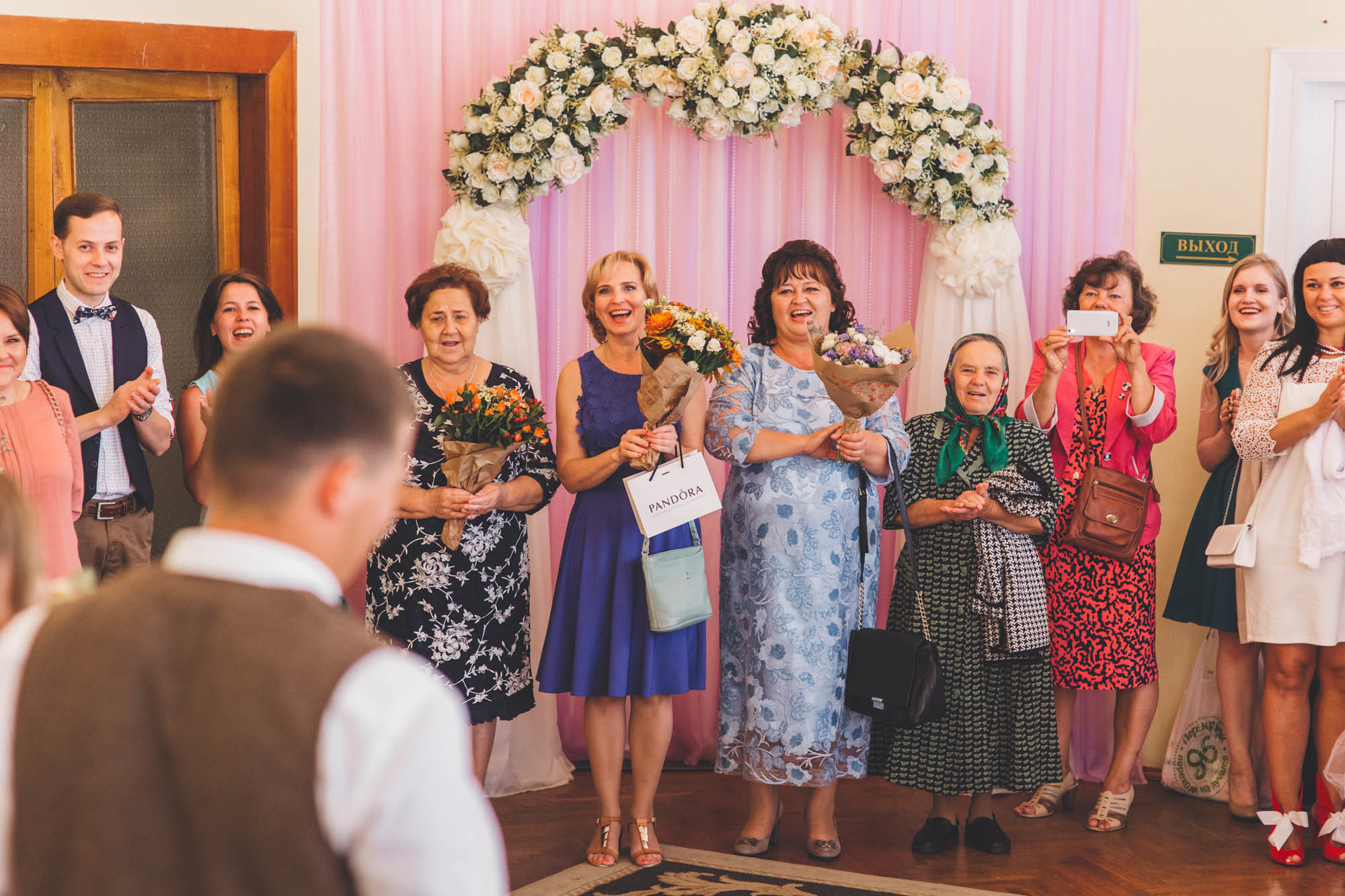 Անյա և Ժենյա. Հարսանեկան լուսանկարչություն Հայաստանում Ադամյանների ընտանիքի կողմից