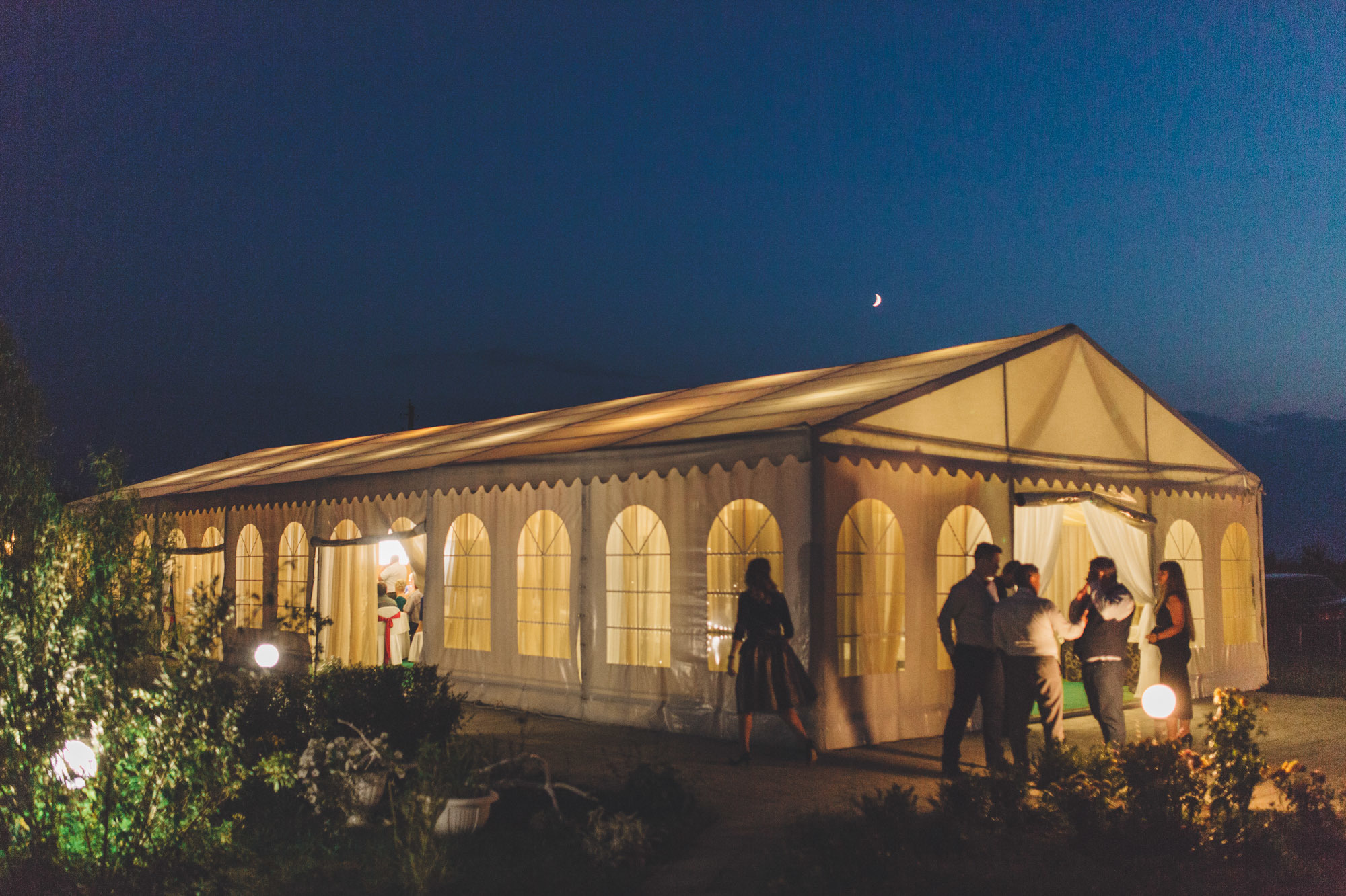 Անաստասիա և Սերգեյ. Հարսանեկան լուսանկարչություն Հայաստանում Ադամյանների ընտանիքի կողմից