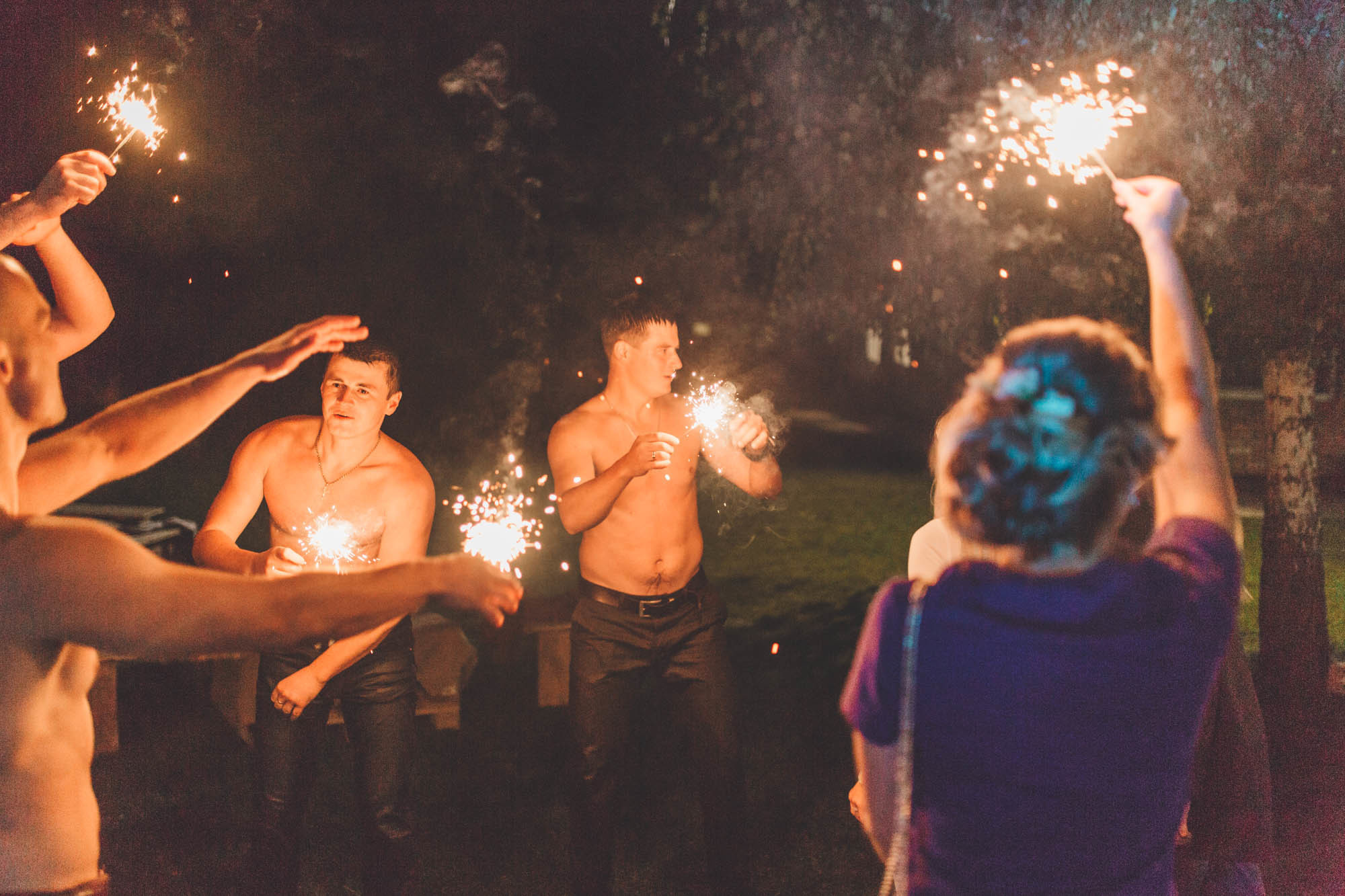 Անյա և Ժենյա. Հարսանեկան լուսանկարչություն Հայաստանում Ադամյանների ընտանիքի կողմից