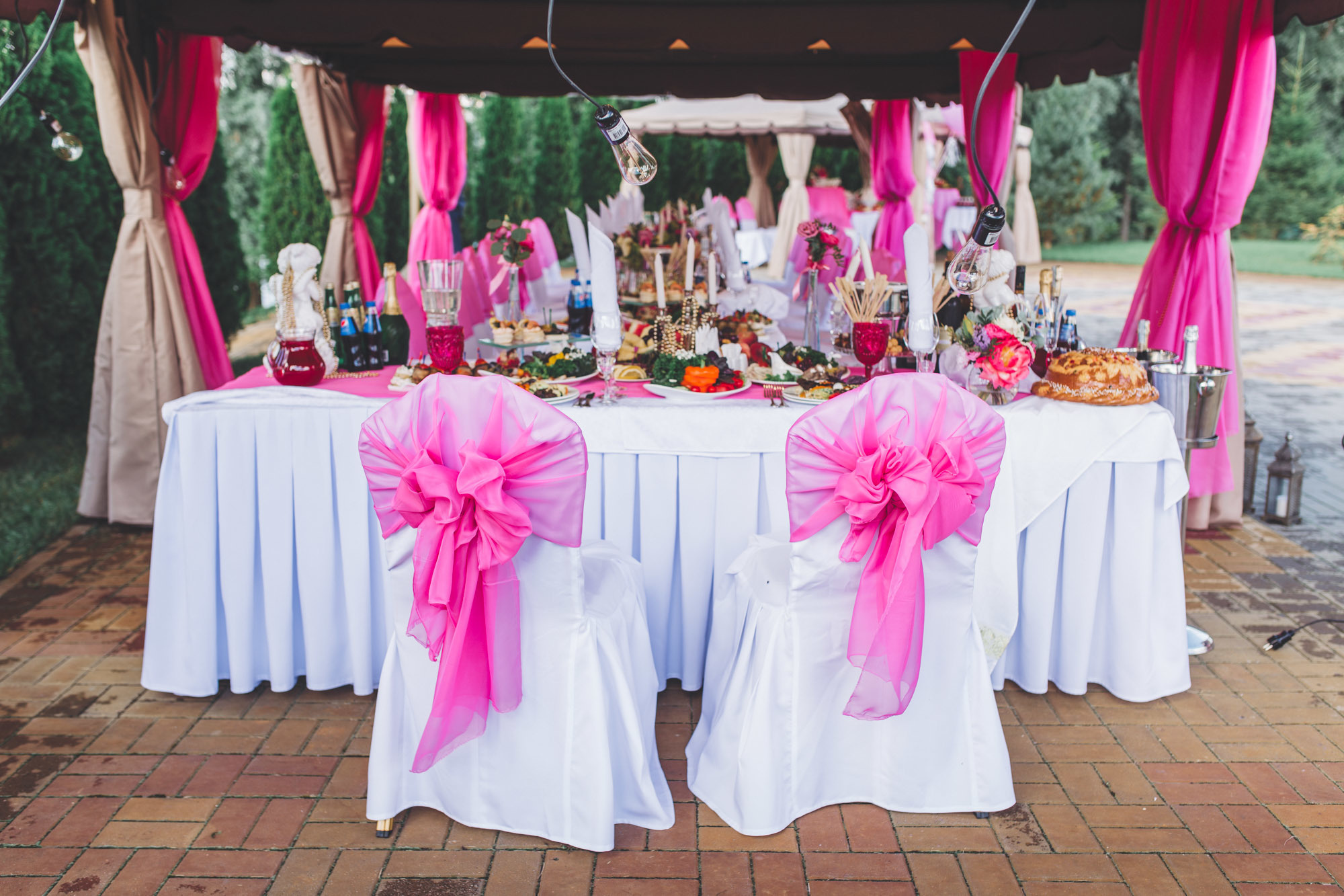 Արտեմ և Ջուլիա. Հարսանեկան լուսանկարչություն Հայաստանում Ադամյանների ընտանիքի կողմից