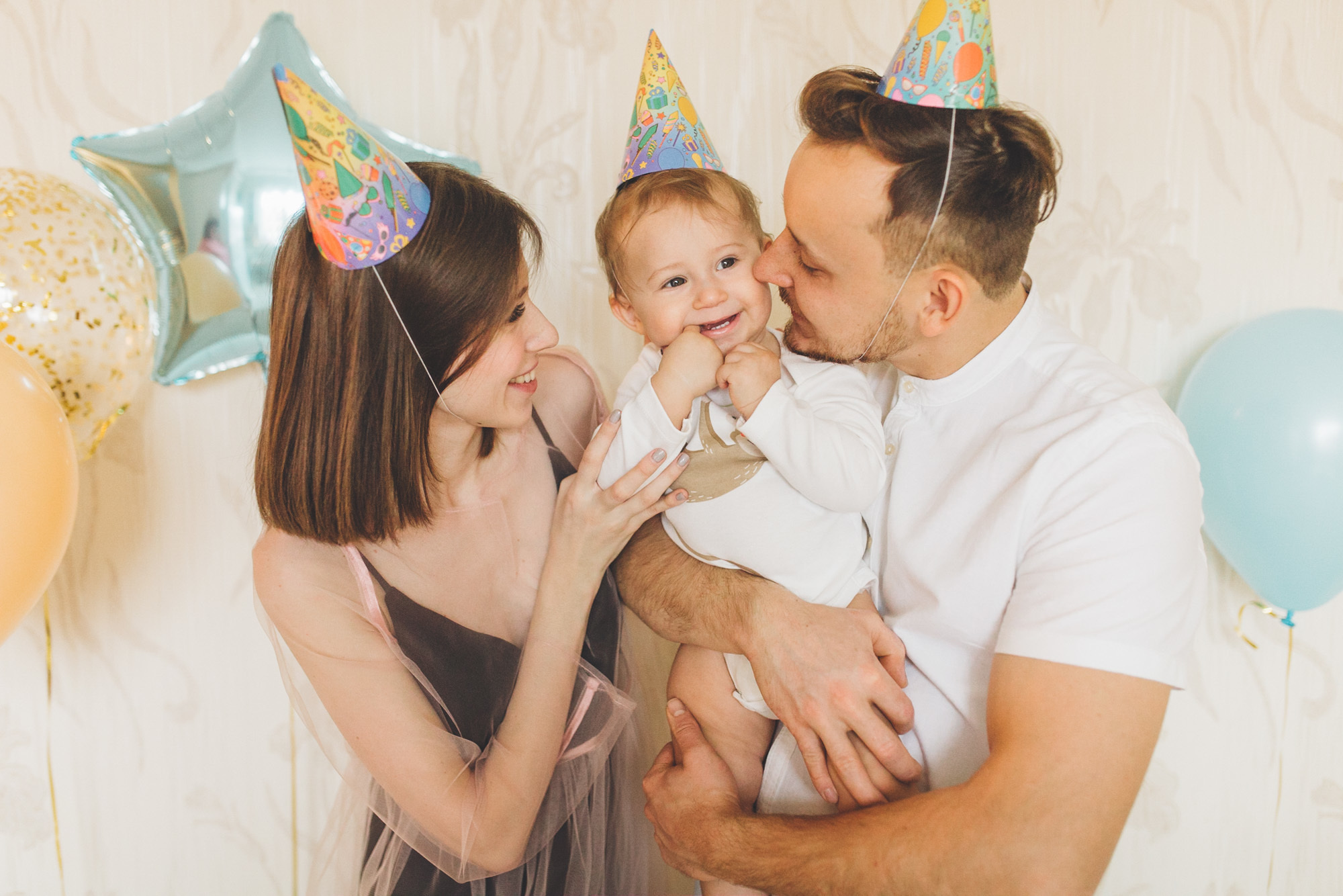 Արտեմ և Ջուլիա և Ստեփան. Հարսանեկան լուսանկարչություն Հայաստանում Ադամյանների ընտանիքի կողմից