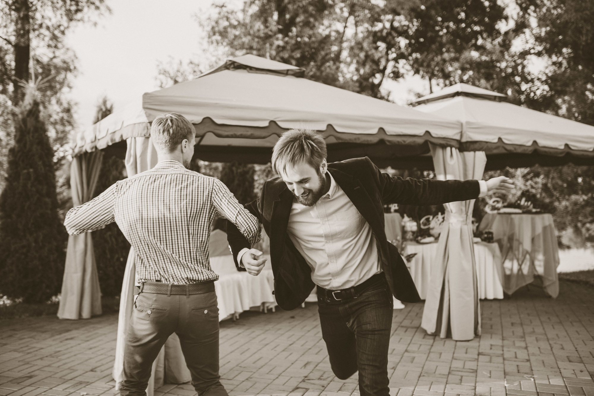 Արտեմ և Ջուլիա. Հարսանեկան լուսանկարչություն Հայաստանում Ադամյանների ընտանիքի կողմից