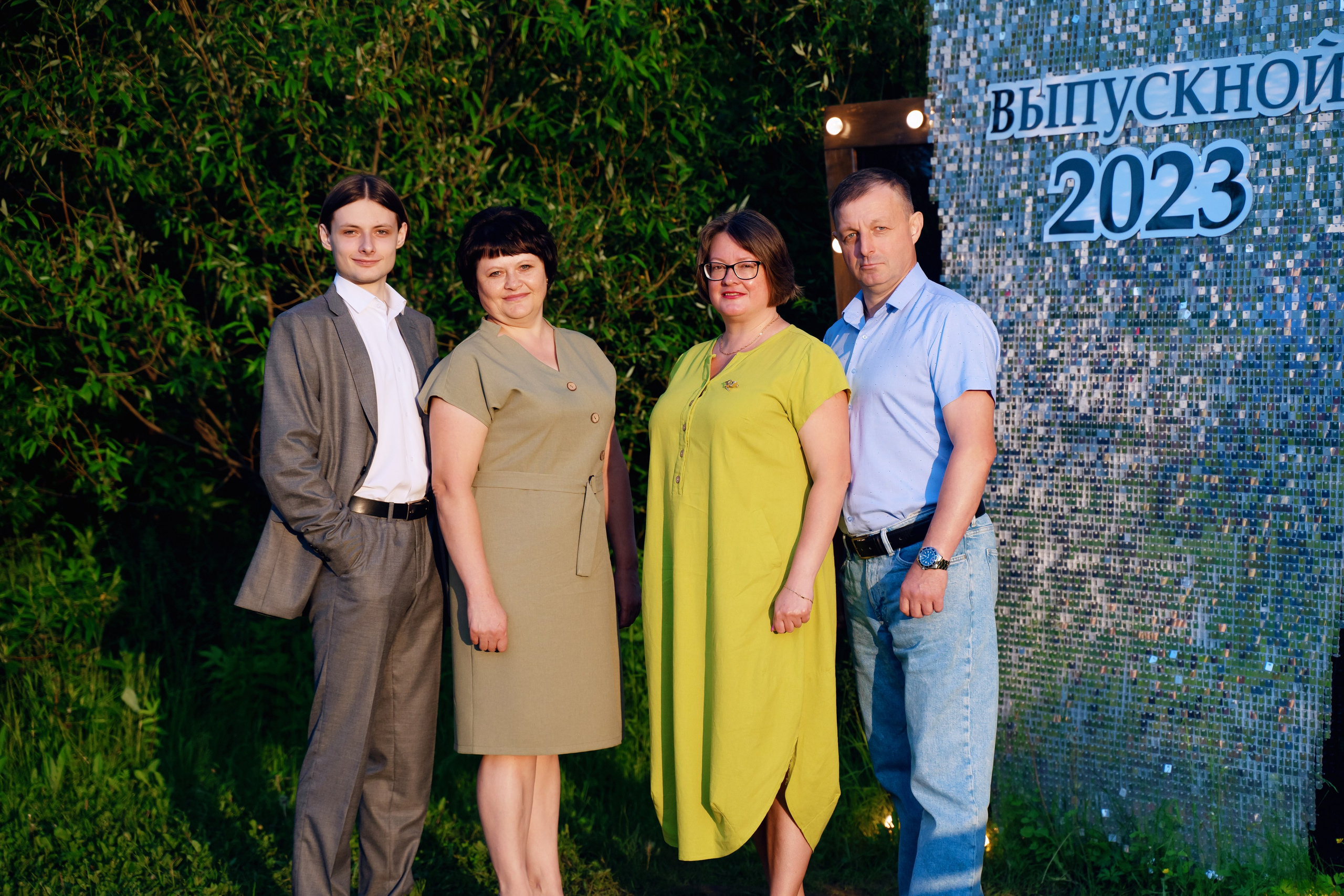 Выпускной 11 класс. Фотограф Ким Наталья в Красноярске