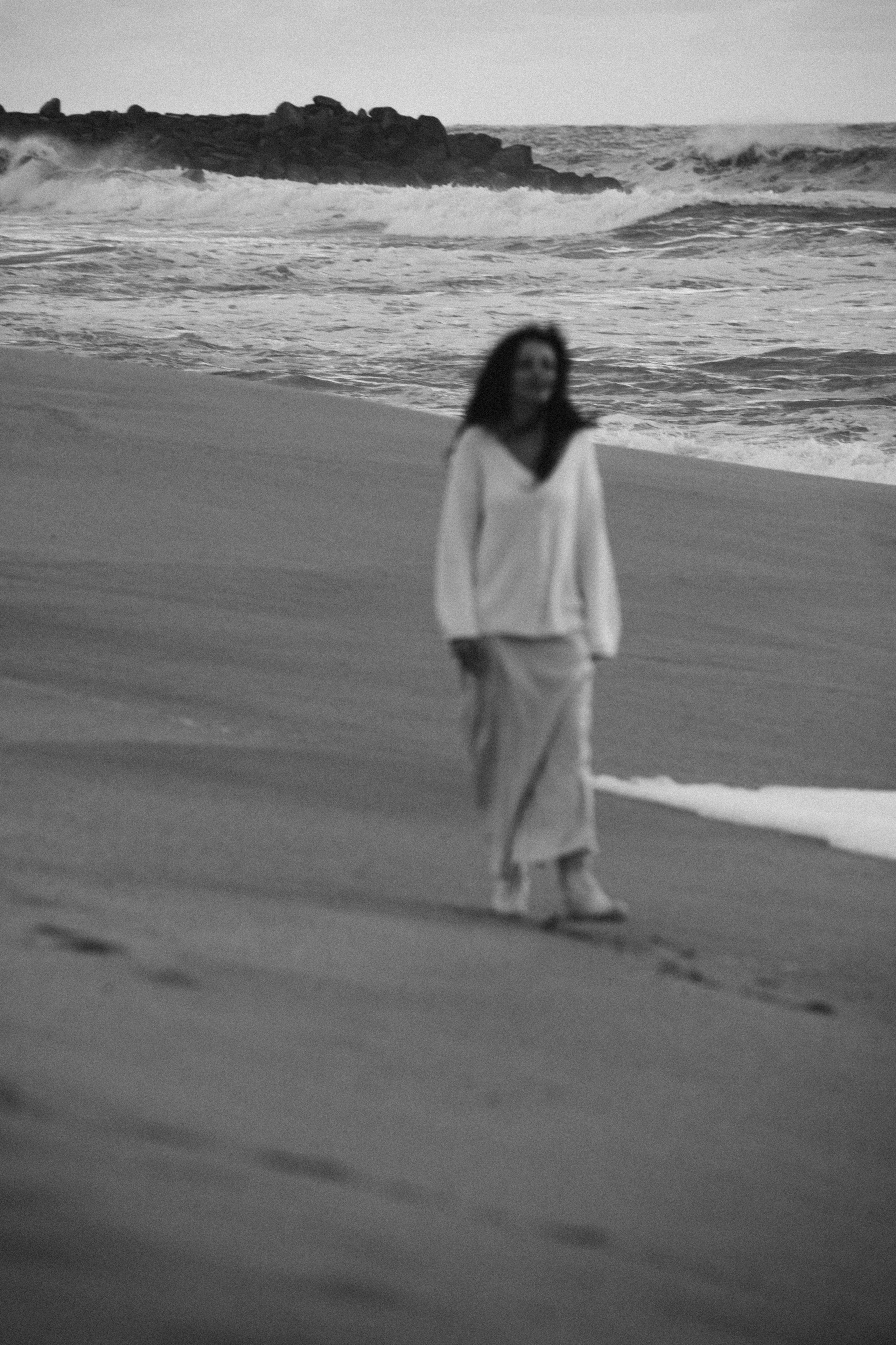 IRINA. Anastasiia Antoniuk portrait, family and couple photographer, Portugal