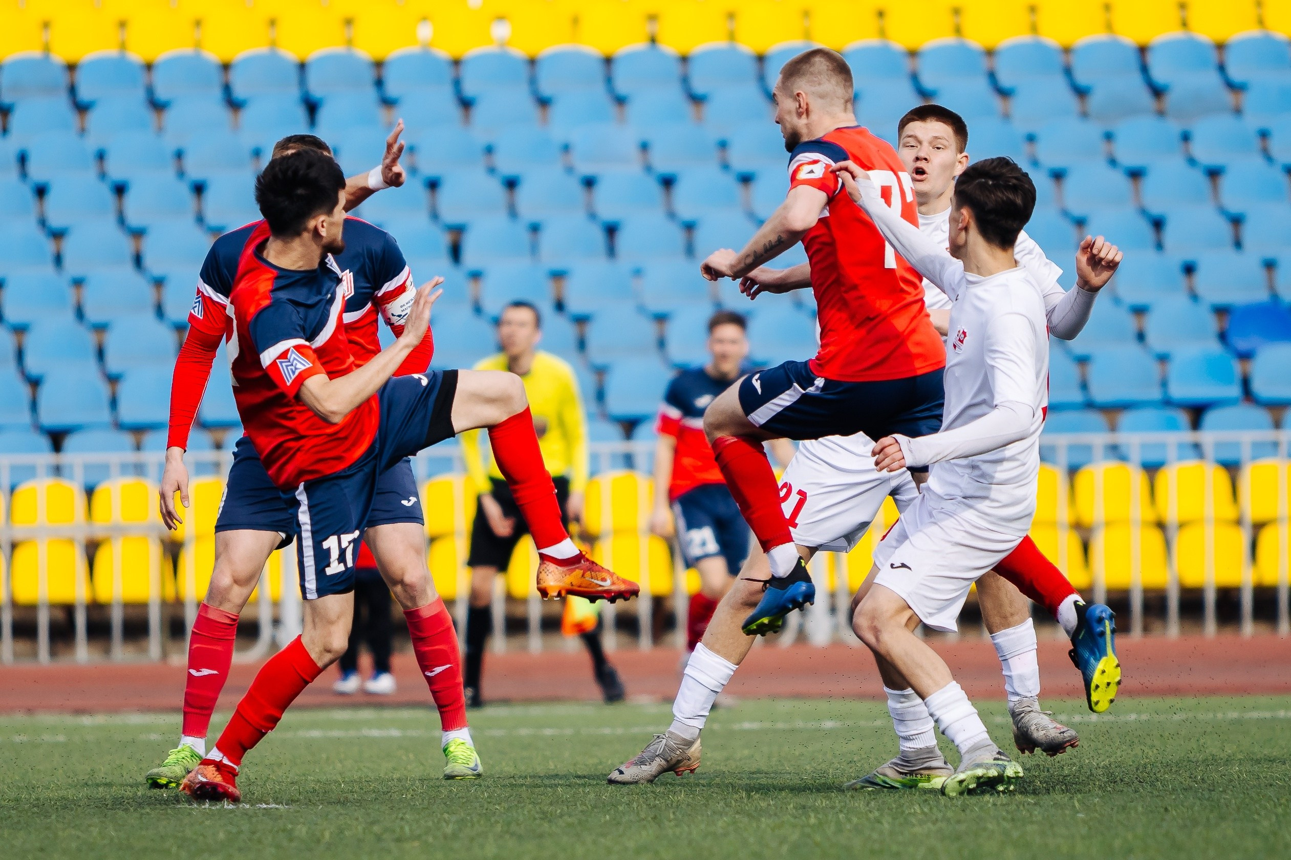 ФК «Металлург-Магнитогорск» vs ФК «ОСШ-Челябинск-М» // 05.04.25. Денис Прохоров Фотограф в г. Магнитогорск