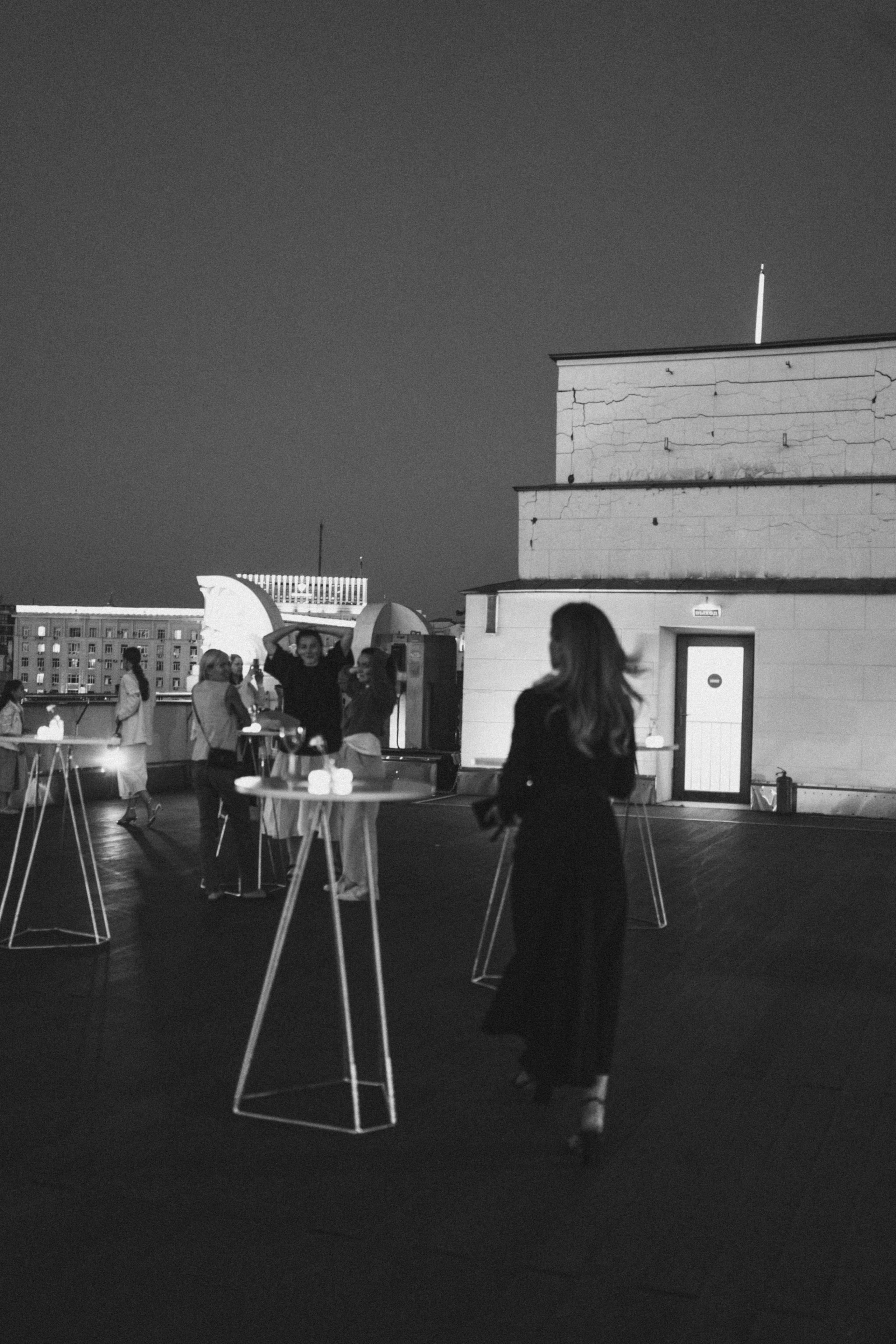 Выставка на крыше Парка Горького. Семейный и детский фотограф и видеограф в Москве, Серпухове и Тарусе Валерия Сорокина