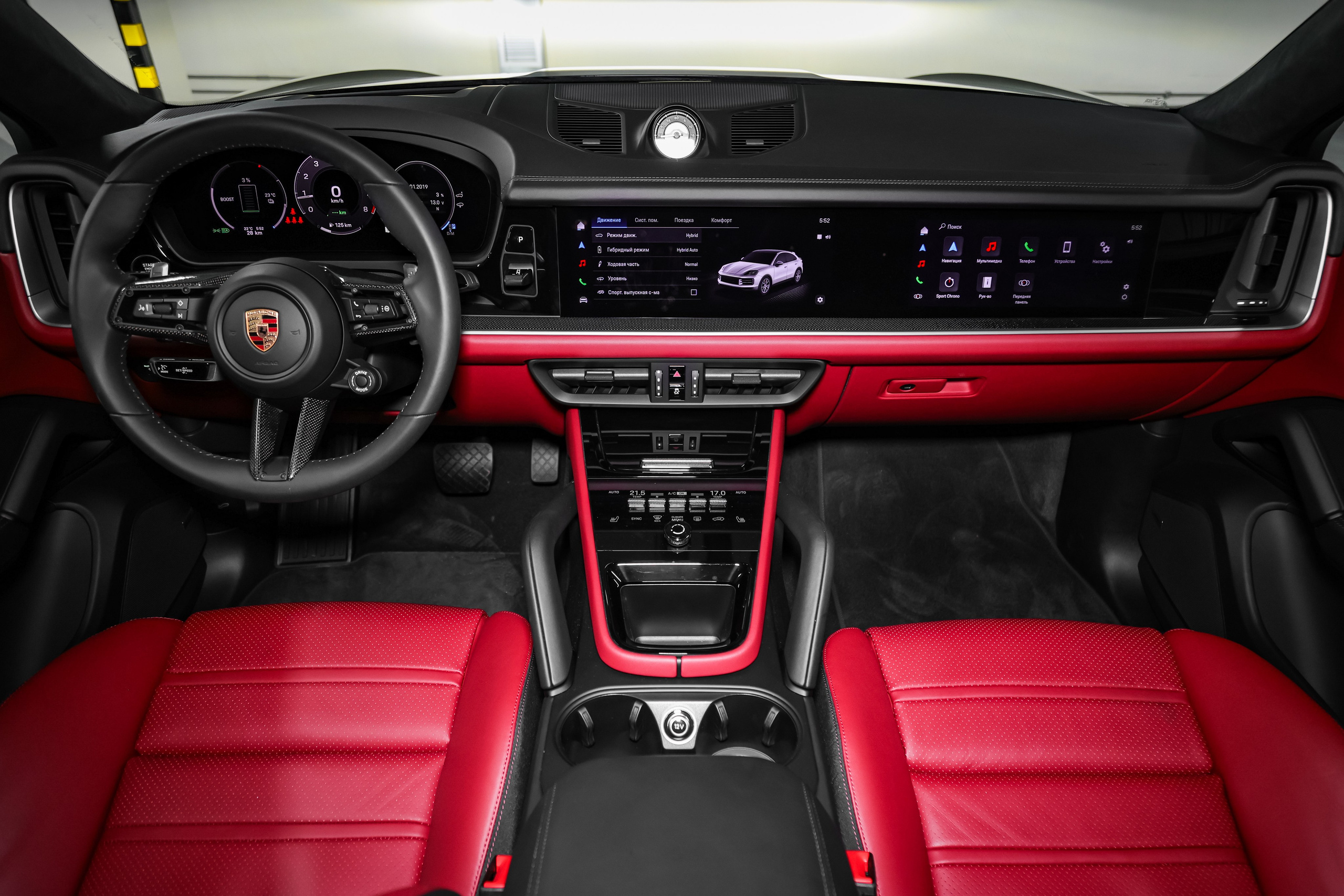 2025 PORSCHE CAYENNE COUPE E-Hybrid. Mixturecaptures