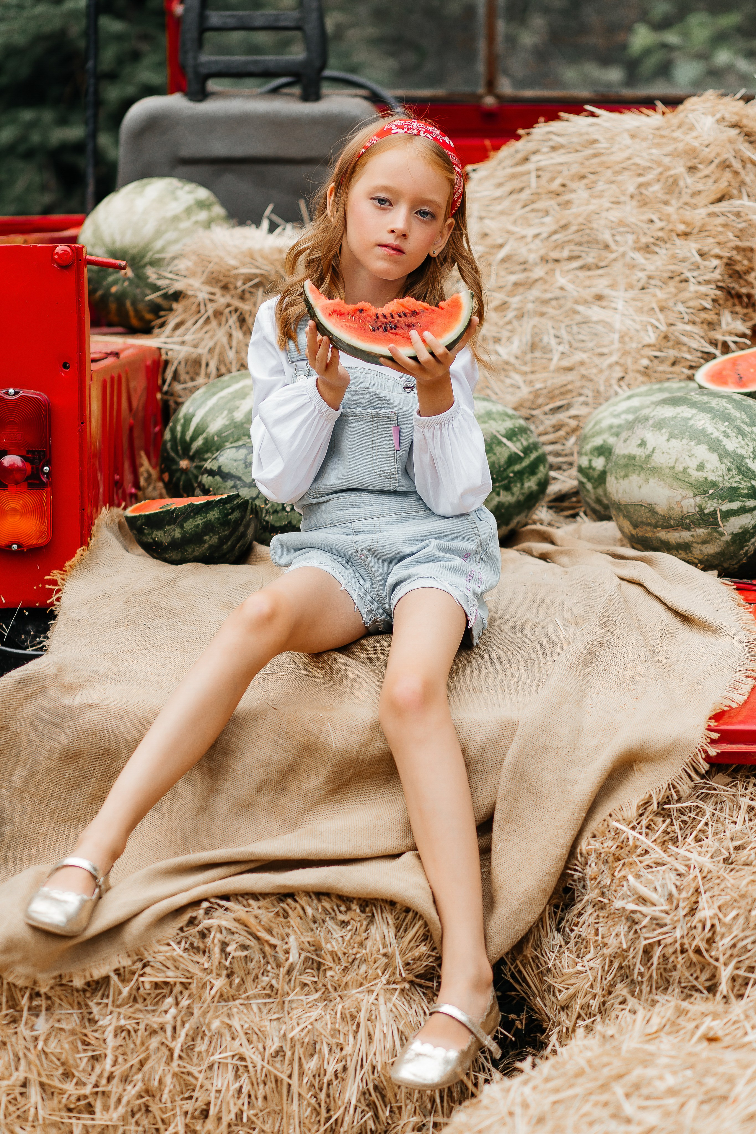 Осенняя детская фотосессия с арбузами. Фотограф в Подольске — Мария Бучнева