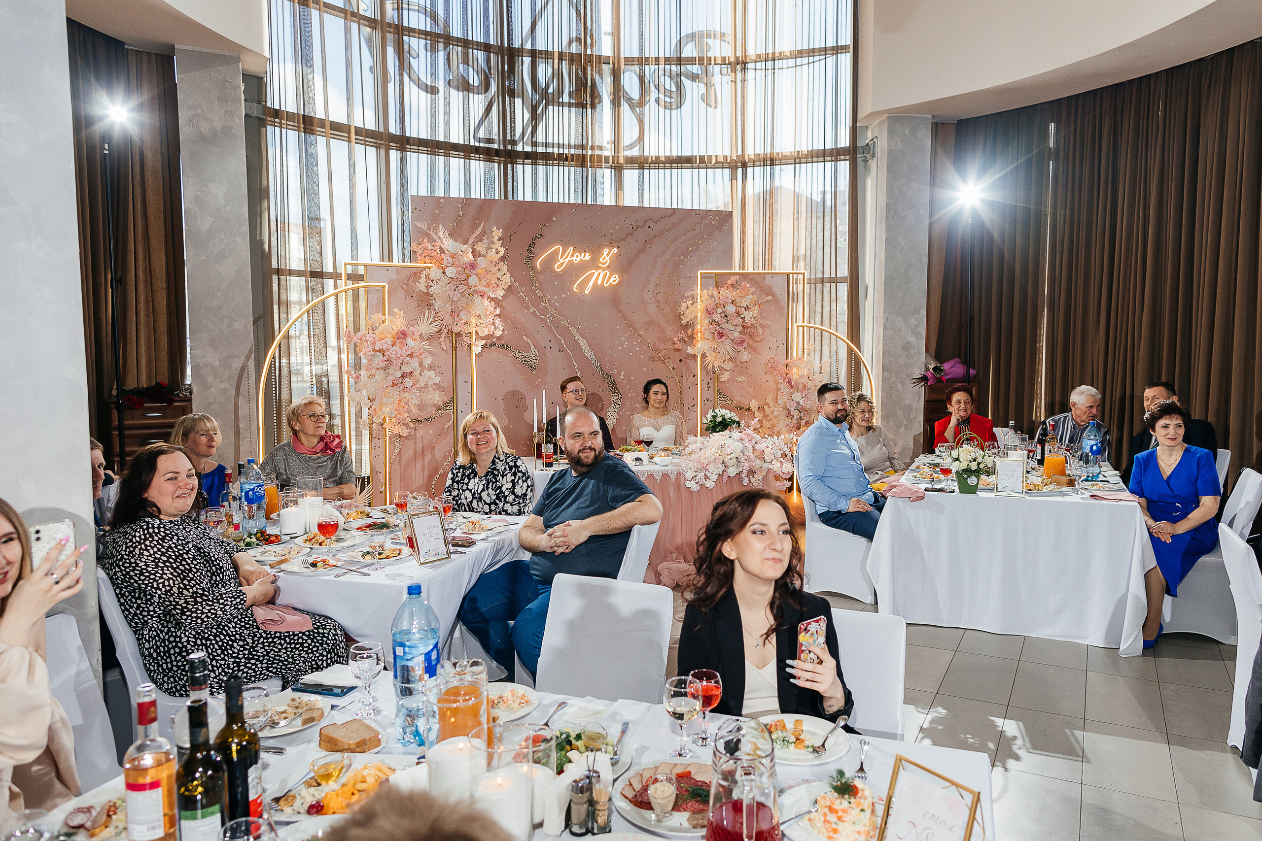 Романтическая история любви с первого взгляда. Олег Сверчков | Свадебный фотограф Вологда