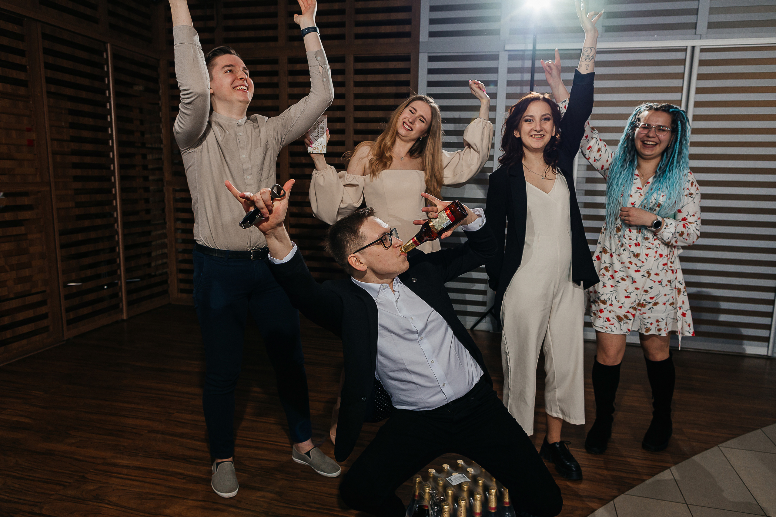 Романтическая история любви с первого взгляда. Олег Сверчков | Свадебный фотограф Вологда