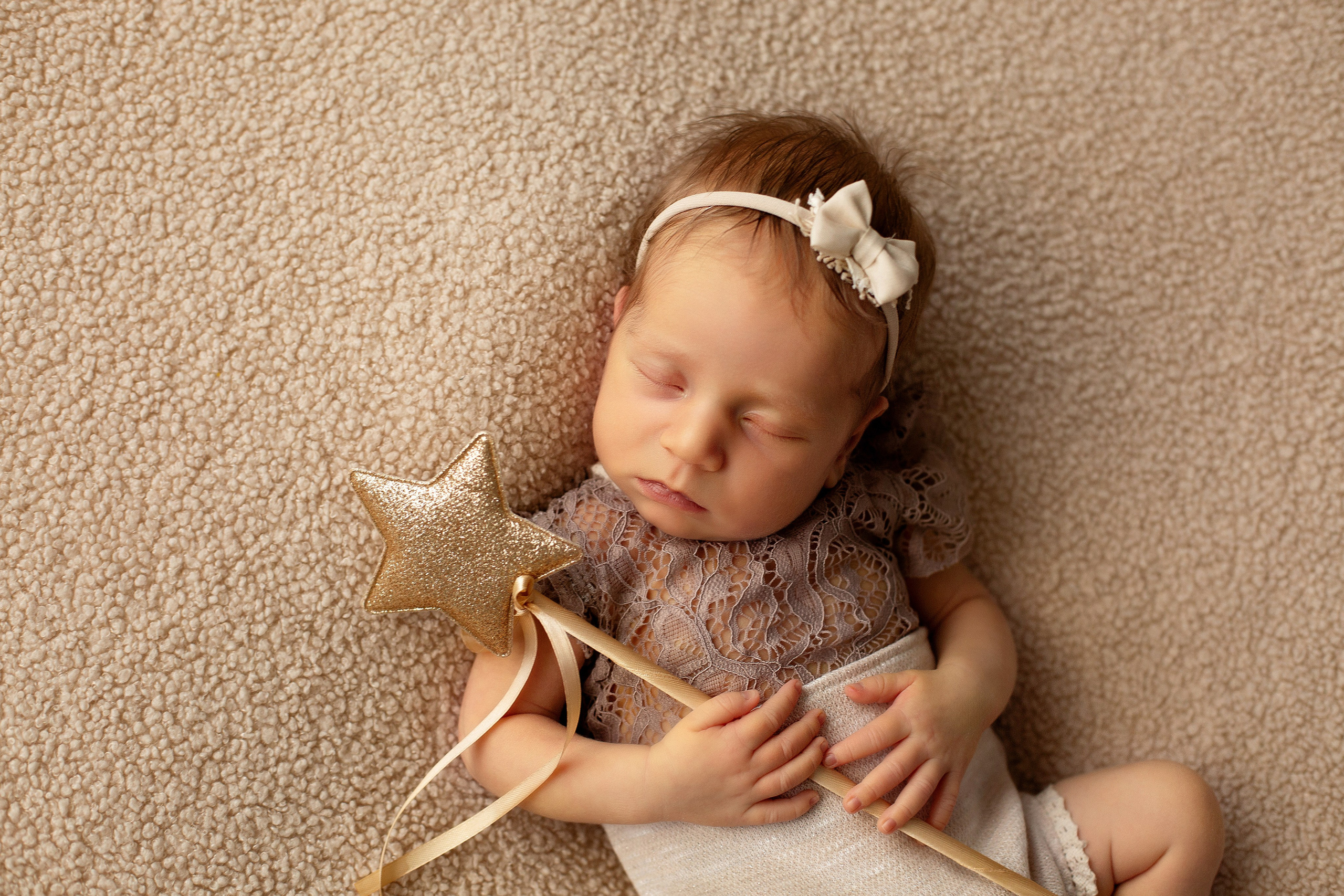 Новорожденные малыши. Семейный и детский фотограф в Омске Юлия Жукова