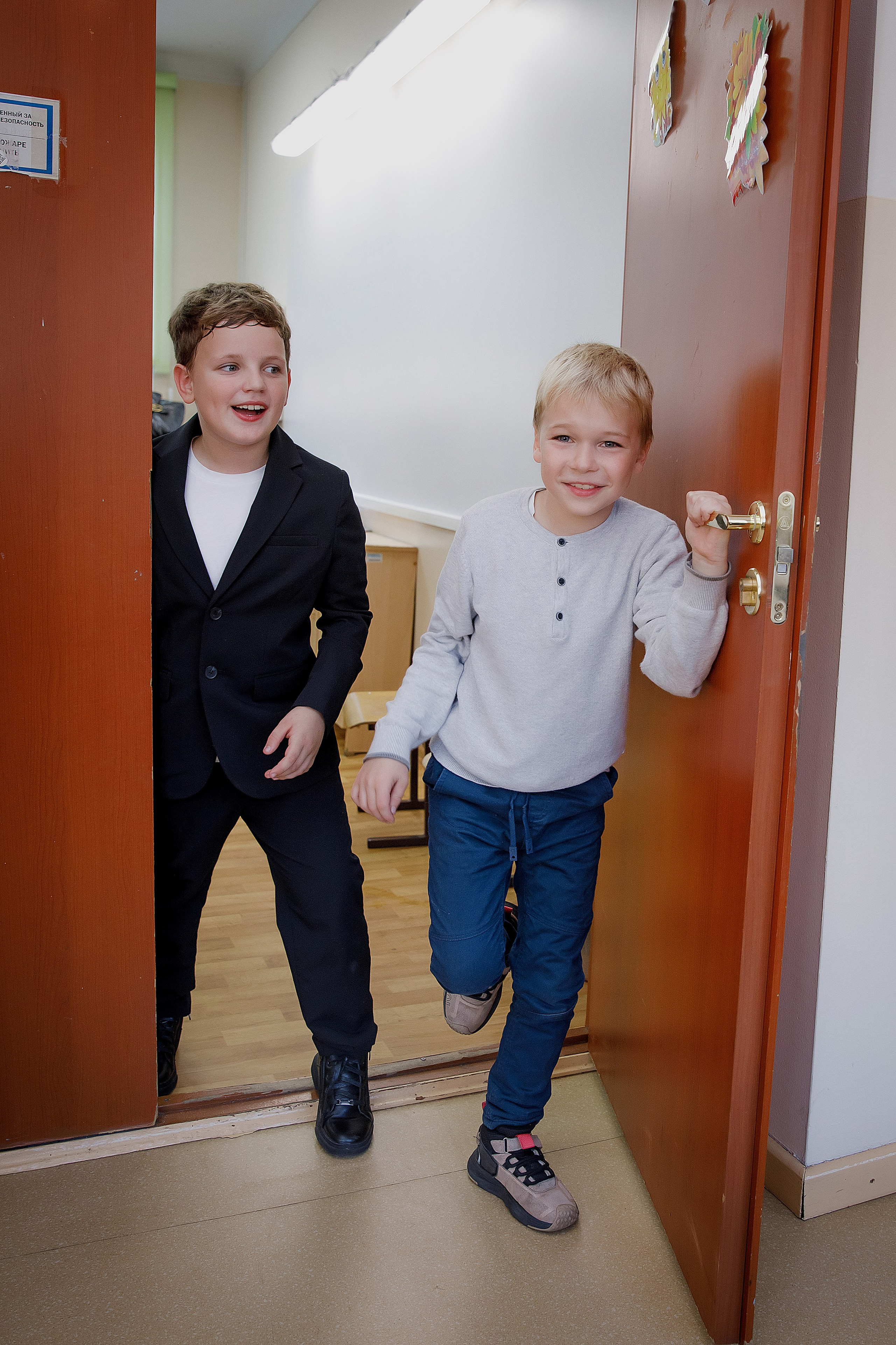 Гимназия ДВФУ. Photoalbum-vl.ru