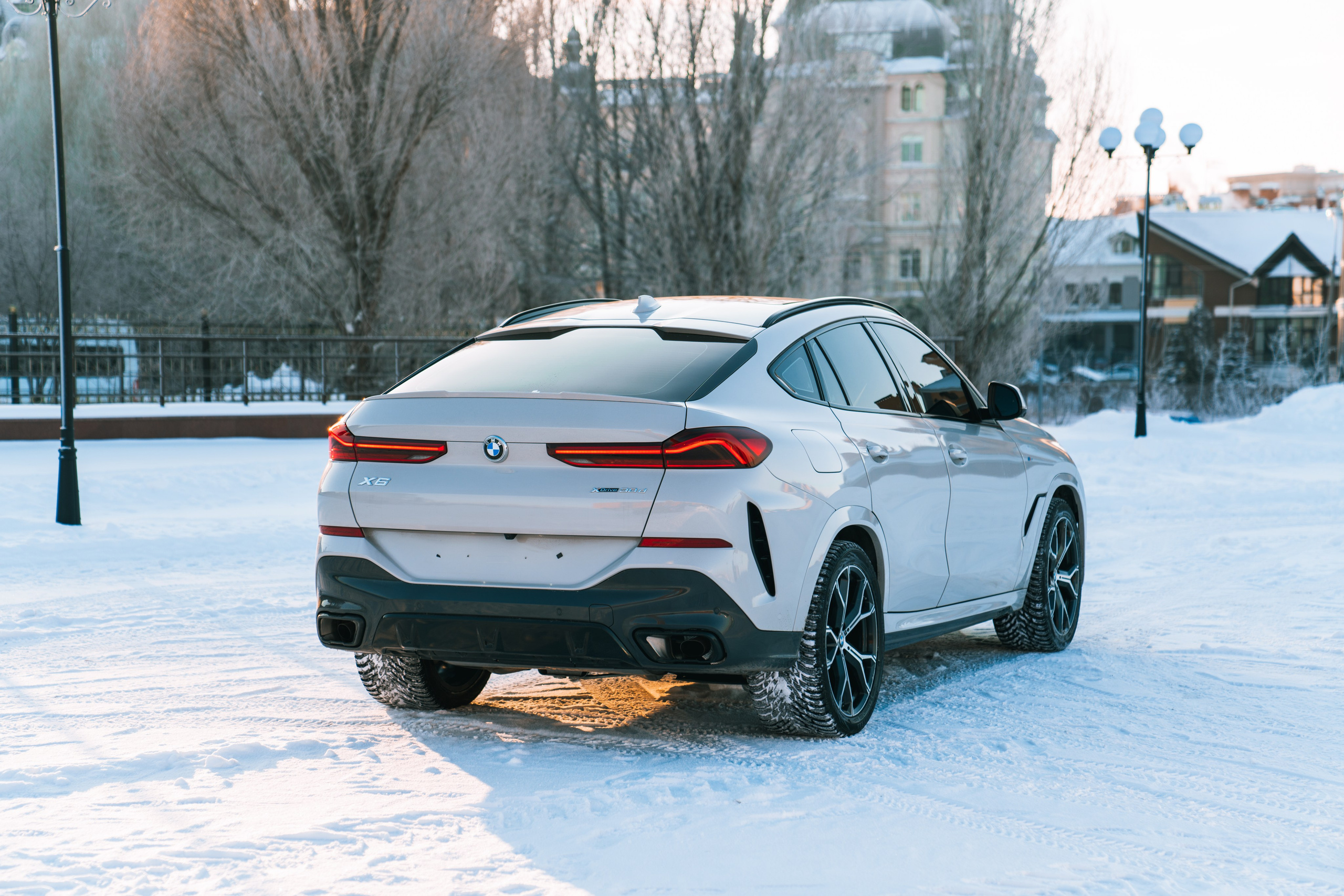 BMW X6 30d X-Drive. Идеальные портреты для соцсетей — Фотограф Ленар
