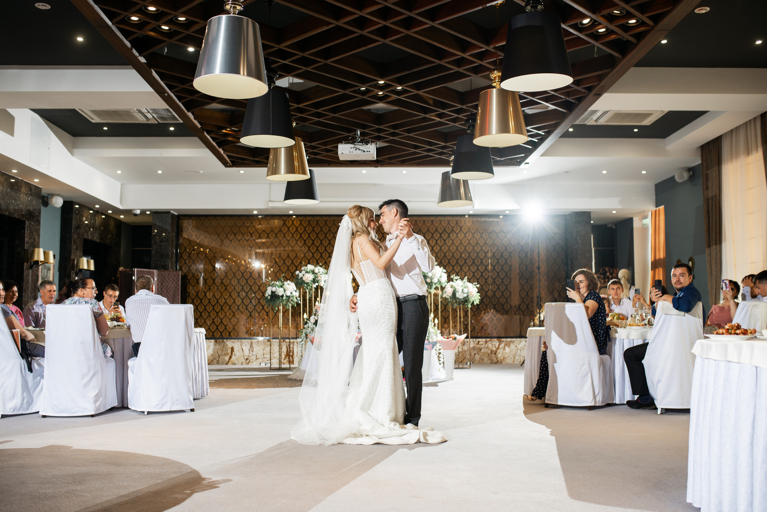 Фотосъемка свадебного банкета в гостинице Башкортостан. Фотограф в Уфе Комягина Анастасия