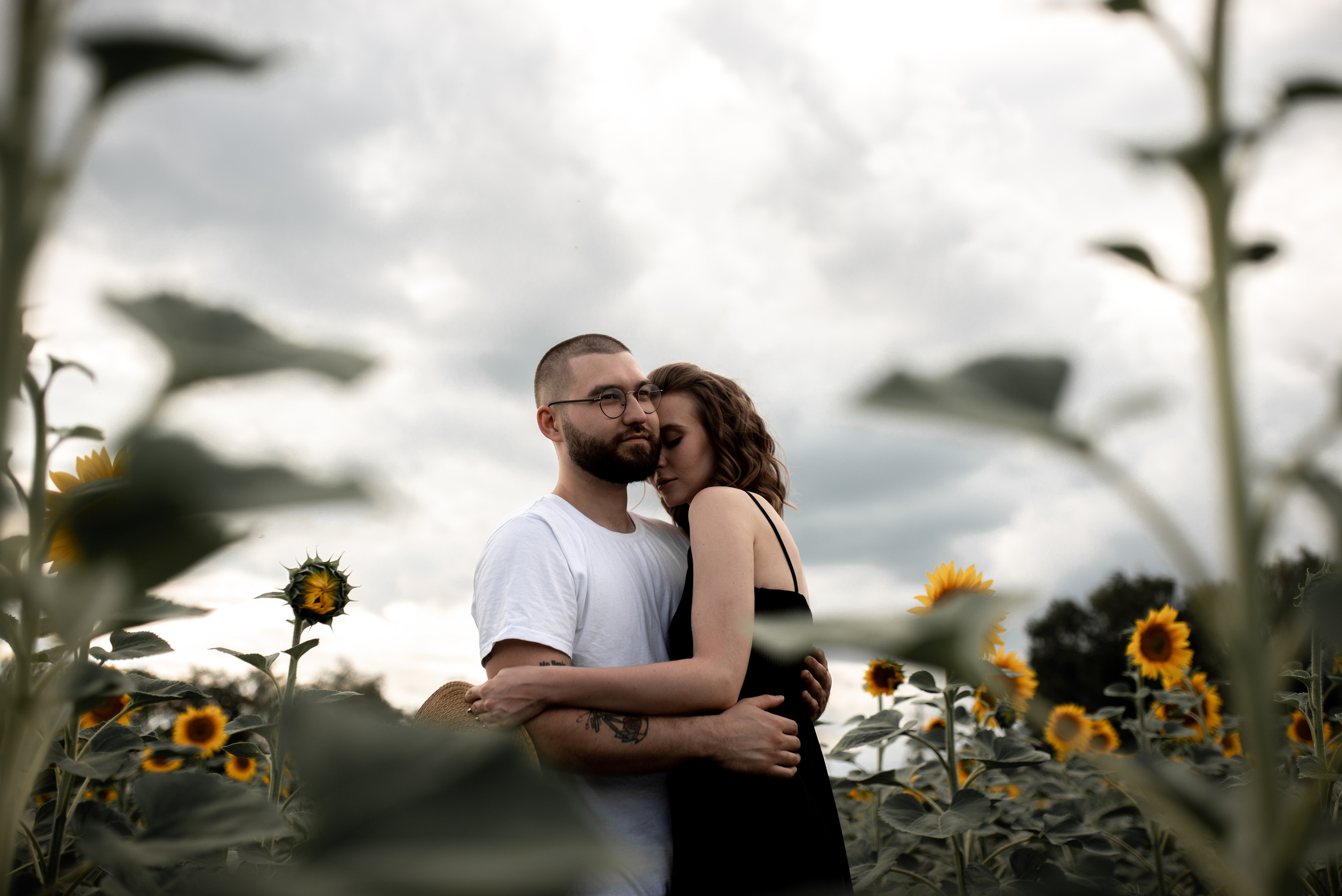 Парная фотосессия в поле. Фотограф в Уфе Комягина Анастасия