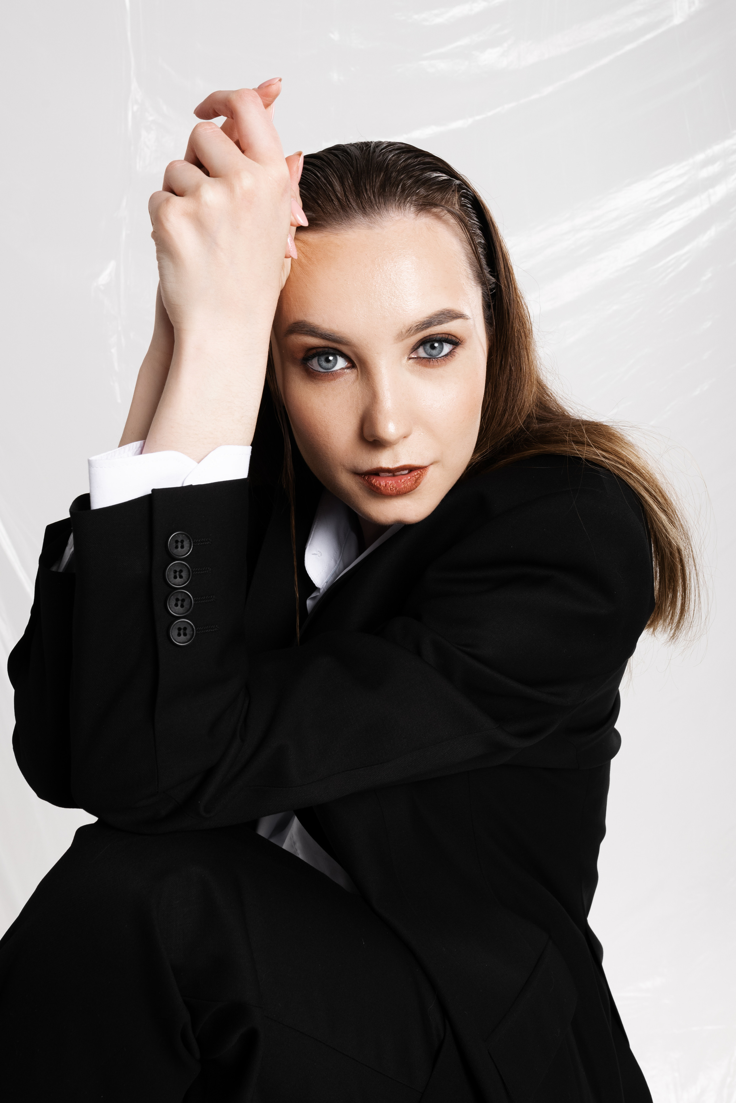 Студийная фотосессия с полиэтиленом. Фотограф в Уфе Комягина Анастасия