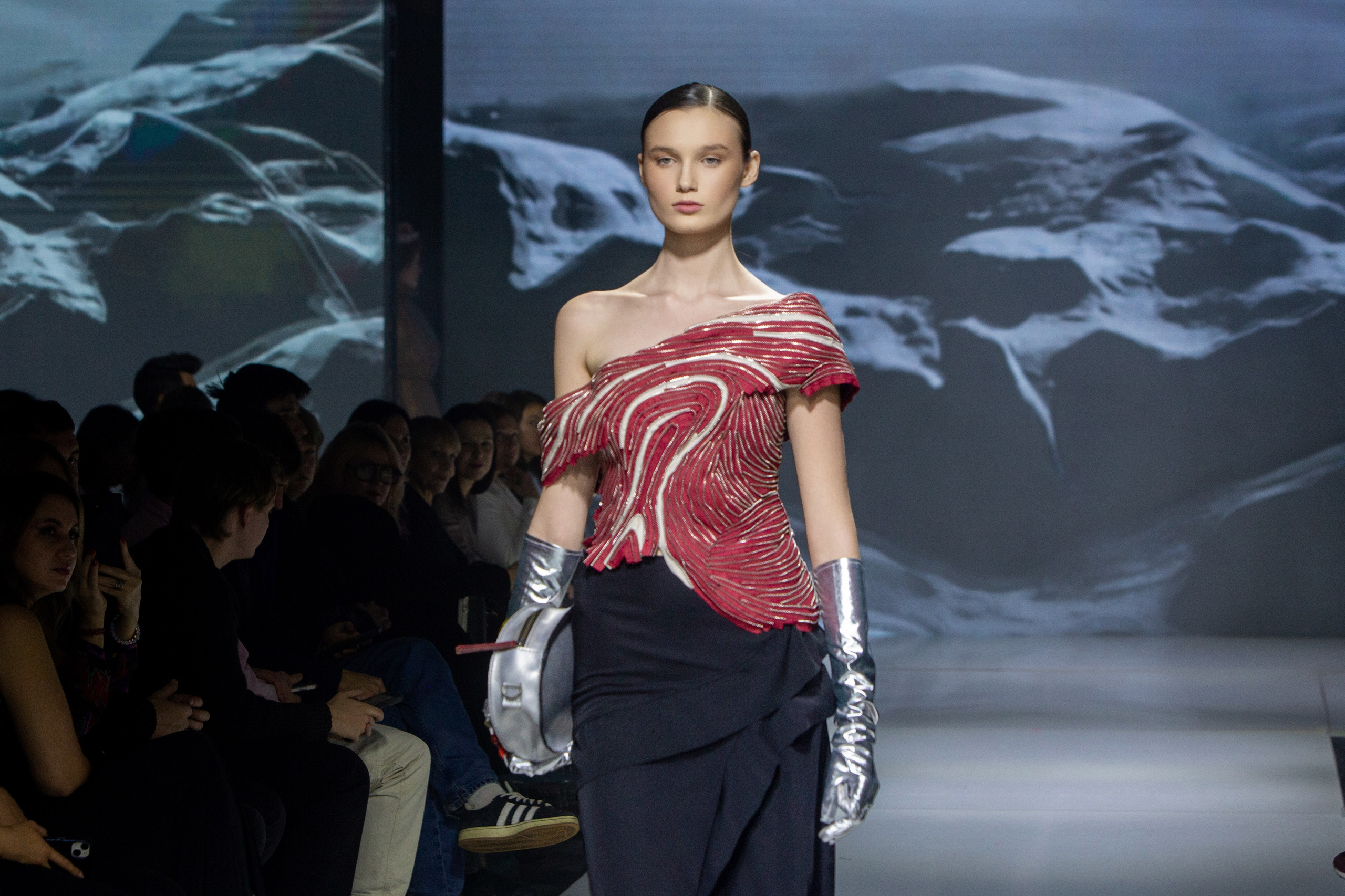 Неделя моды Екб. Фотограф для маркетплейсов Михаил Бове