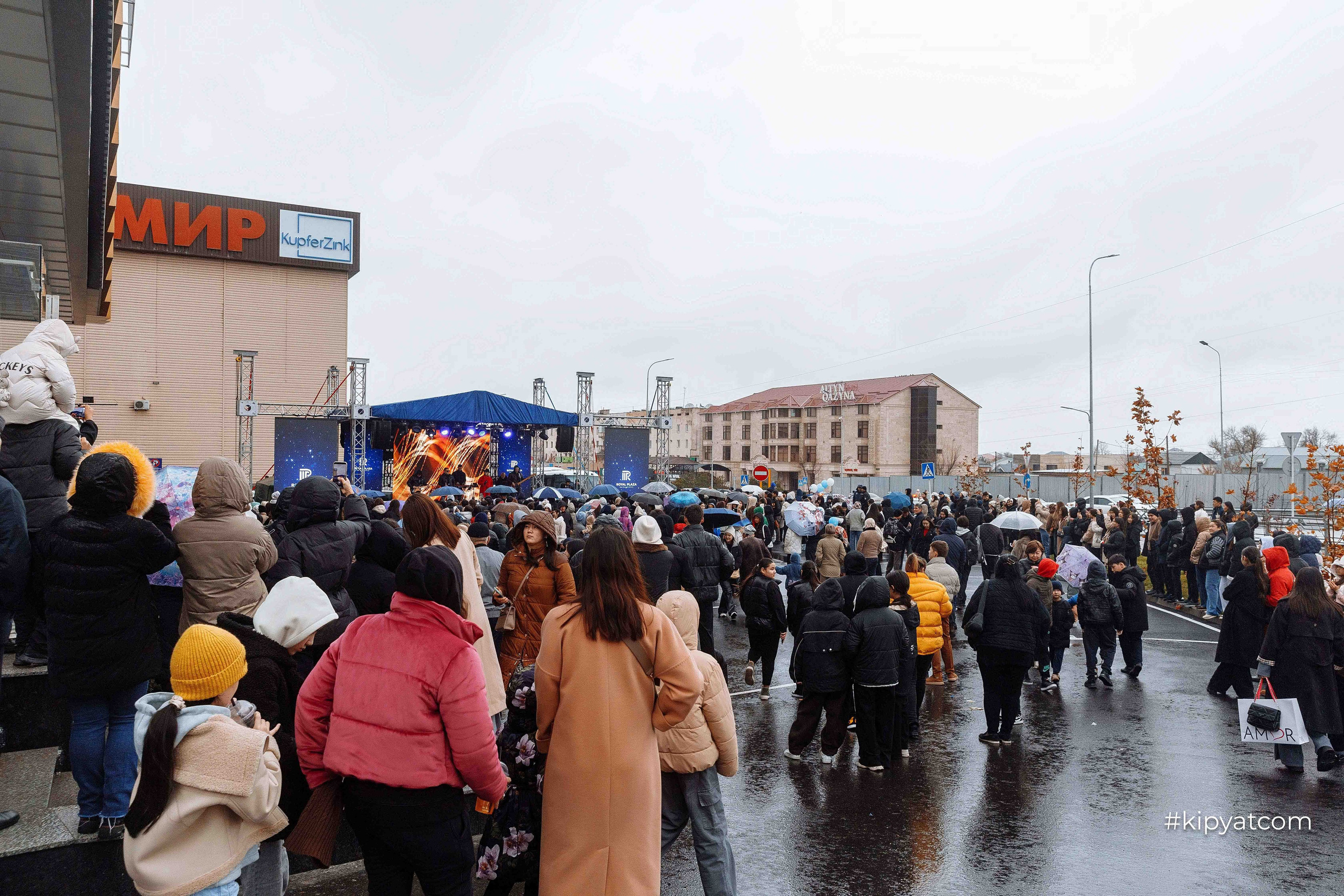 Официальное открытие ТРЦ «Royal Plaza»