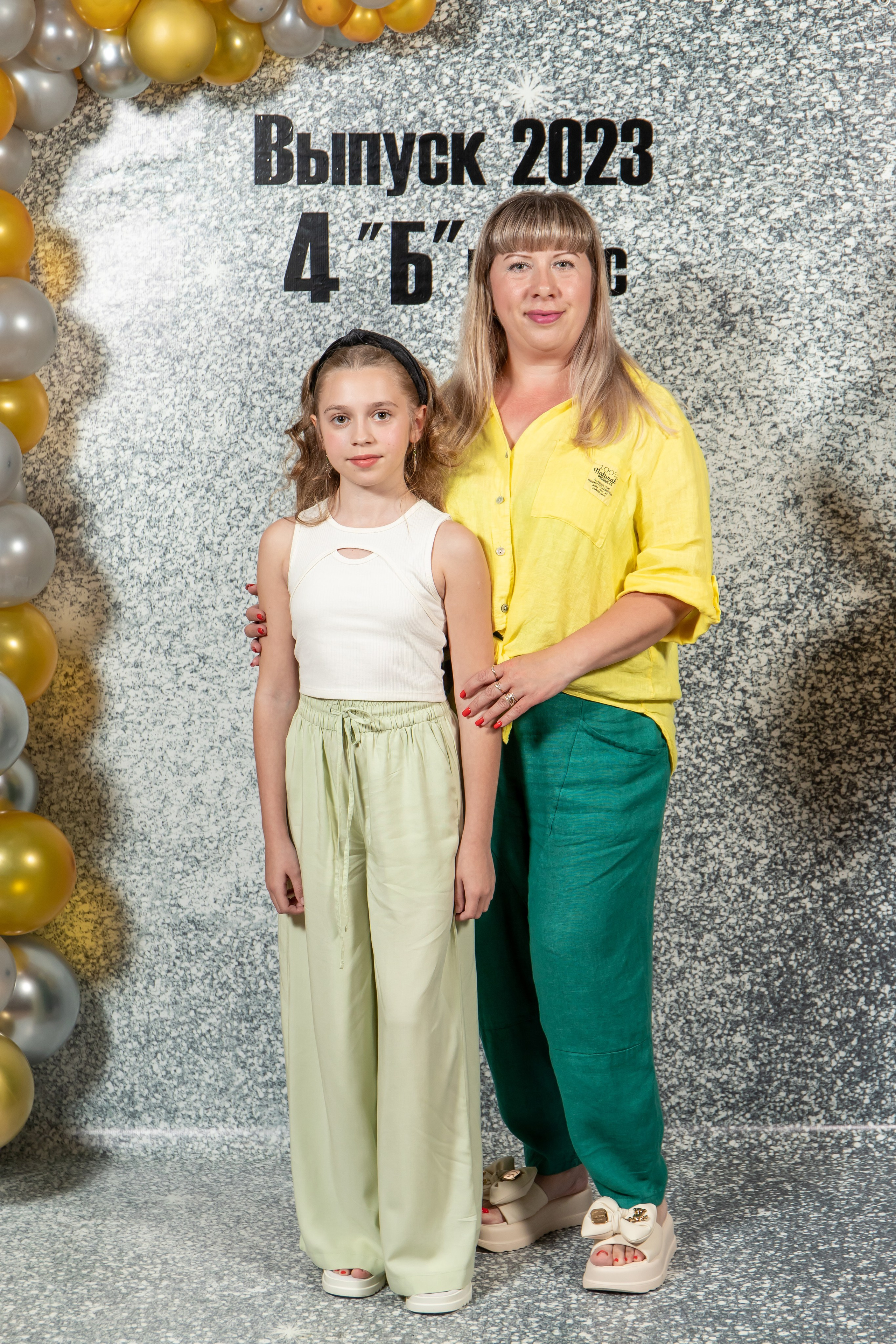 Выпуск 4Б 23 год. Семейный и свадебный фотограф в Геленджике Михаил Шматов