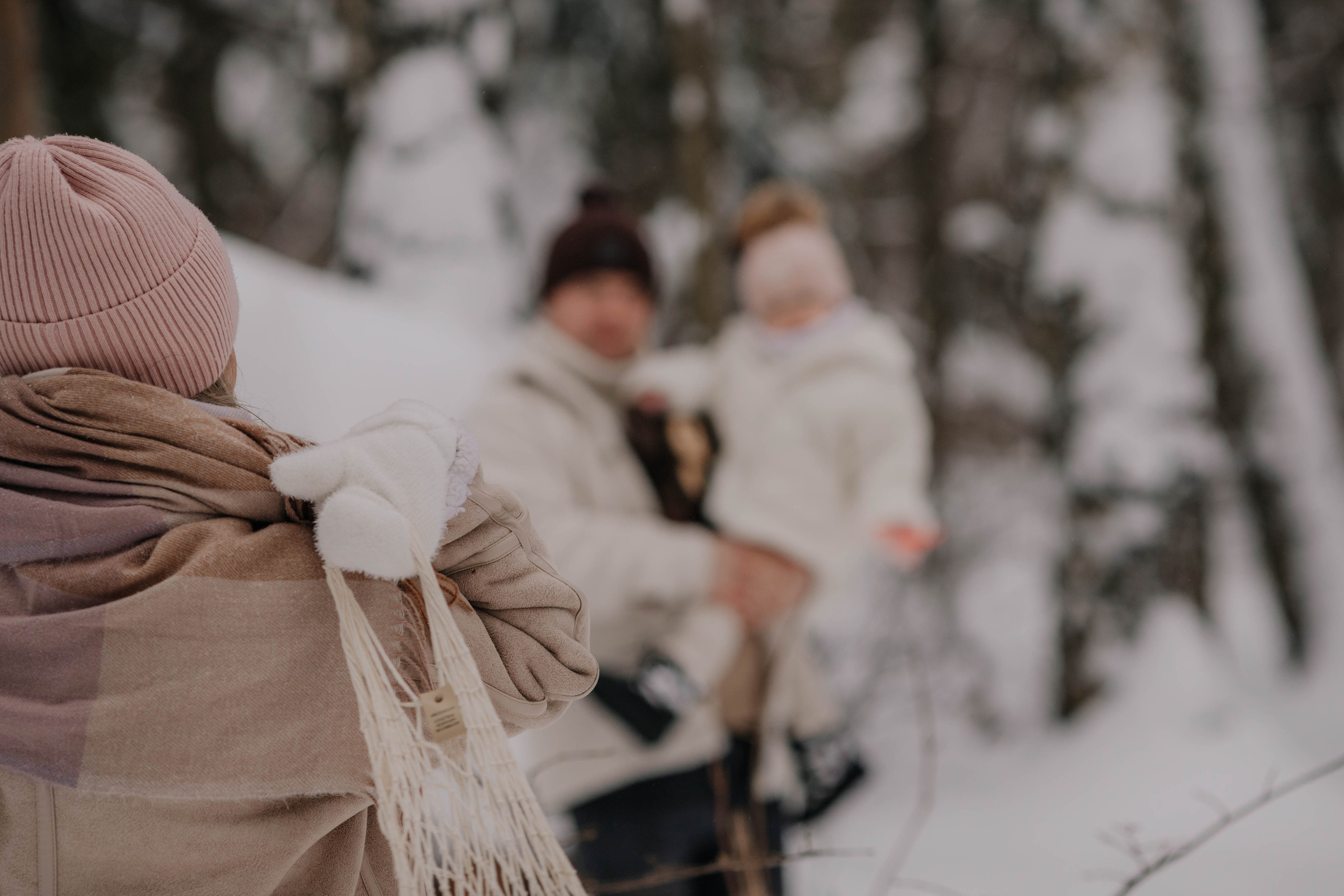 Лиля и семья Зимняя прогулка в лесу. Семейный и свадебный фотограф Видное Москва Екатерина Пятова
