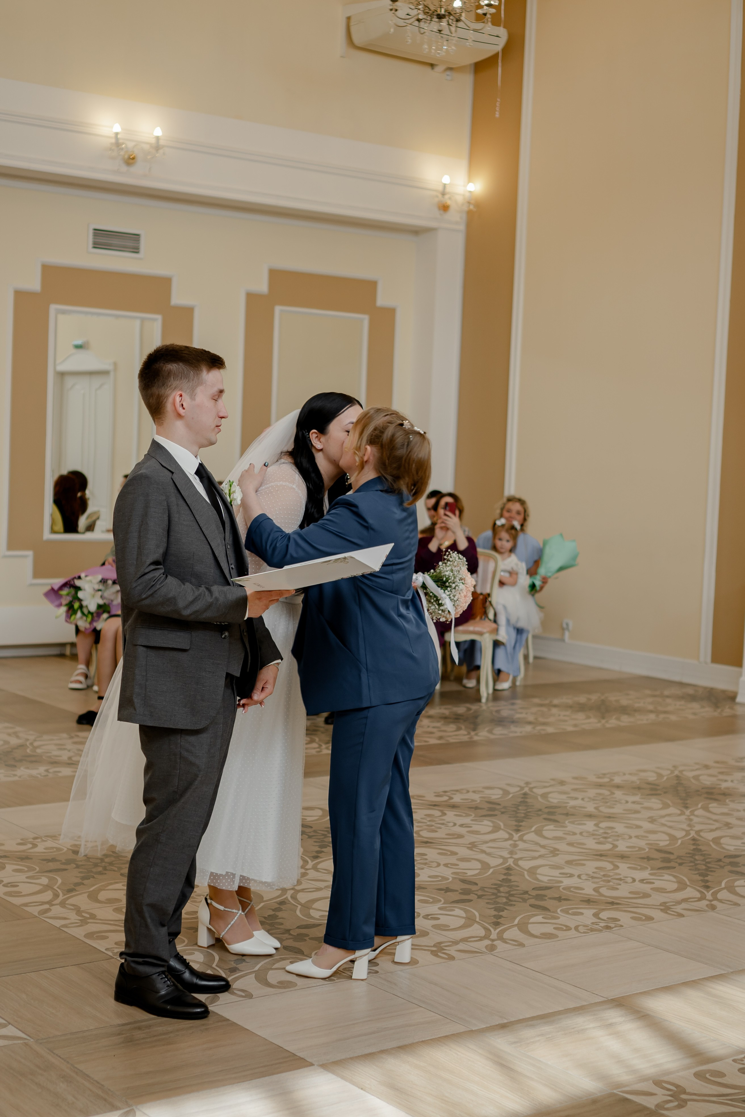 СВАДЕБНАЯ СЬЕМКА В ЗАГСЕ И БАНКЕТ. Профессиональный фотограф, Санкт-Петербург — Виктория Богомолова