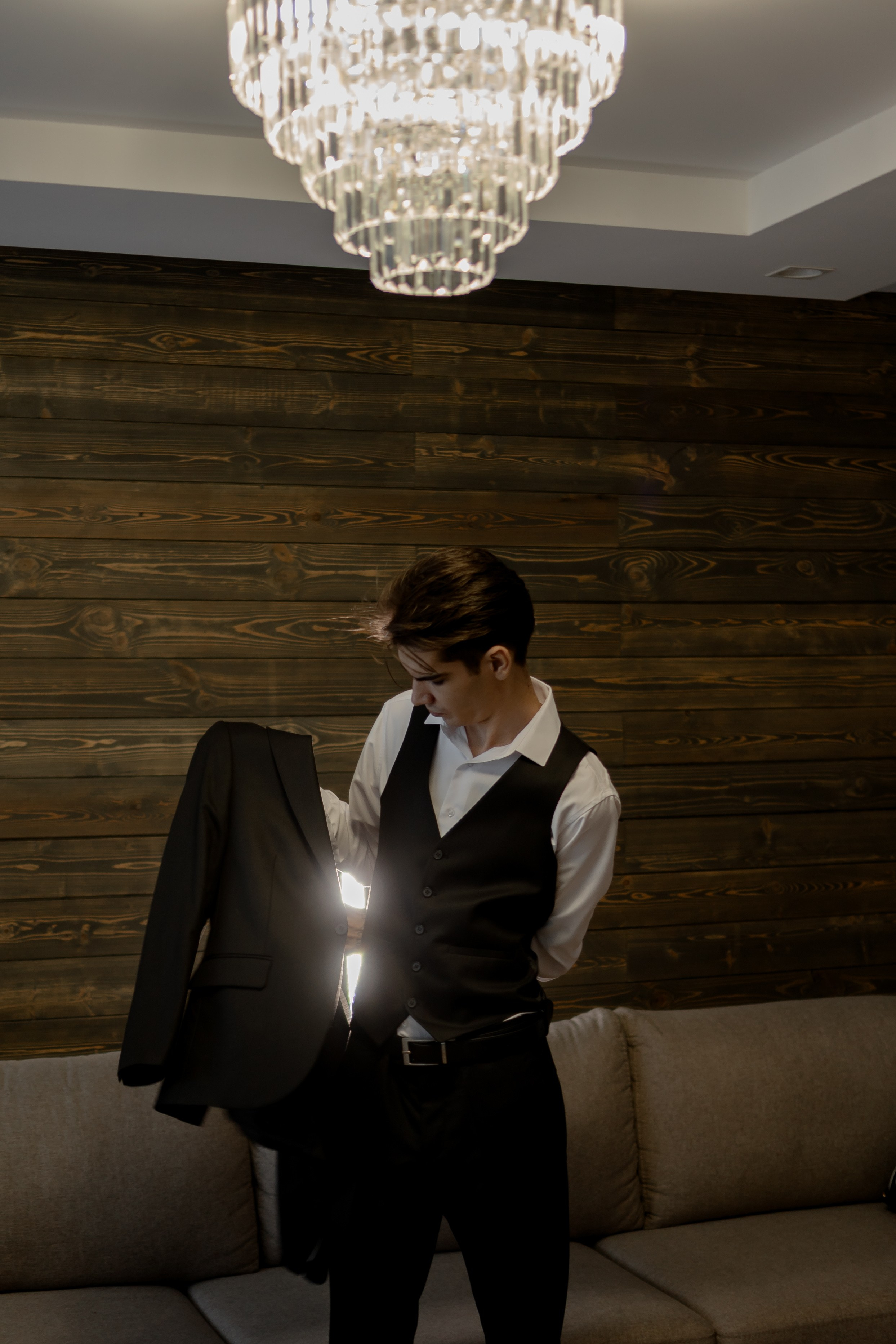 СВАДЕБНАЯ СЬЕМКА СБОРОВ В ОТЕЛЕ И ВЫЕЗД НА ЦЕРЕМОНИЮ (СНЯТО В СИБИРЕ В НИЖНЕВАРТОВСКЕ). Профессиональный фотограф, Санкт-Петербург — Виктория Богомолова