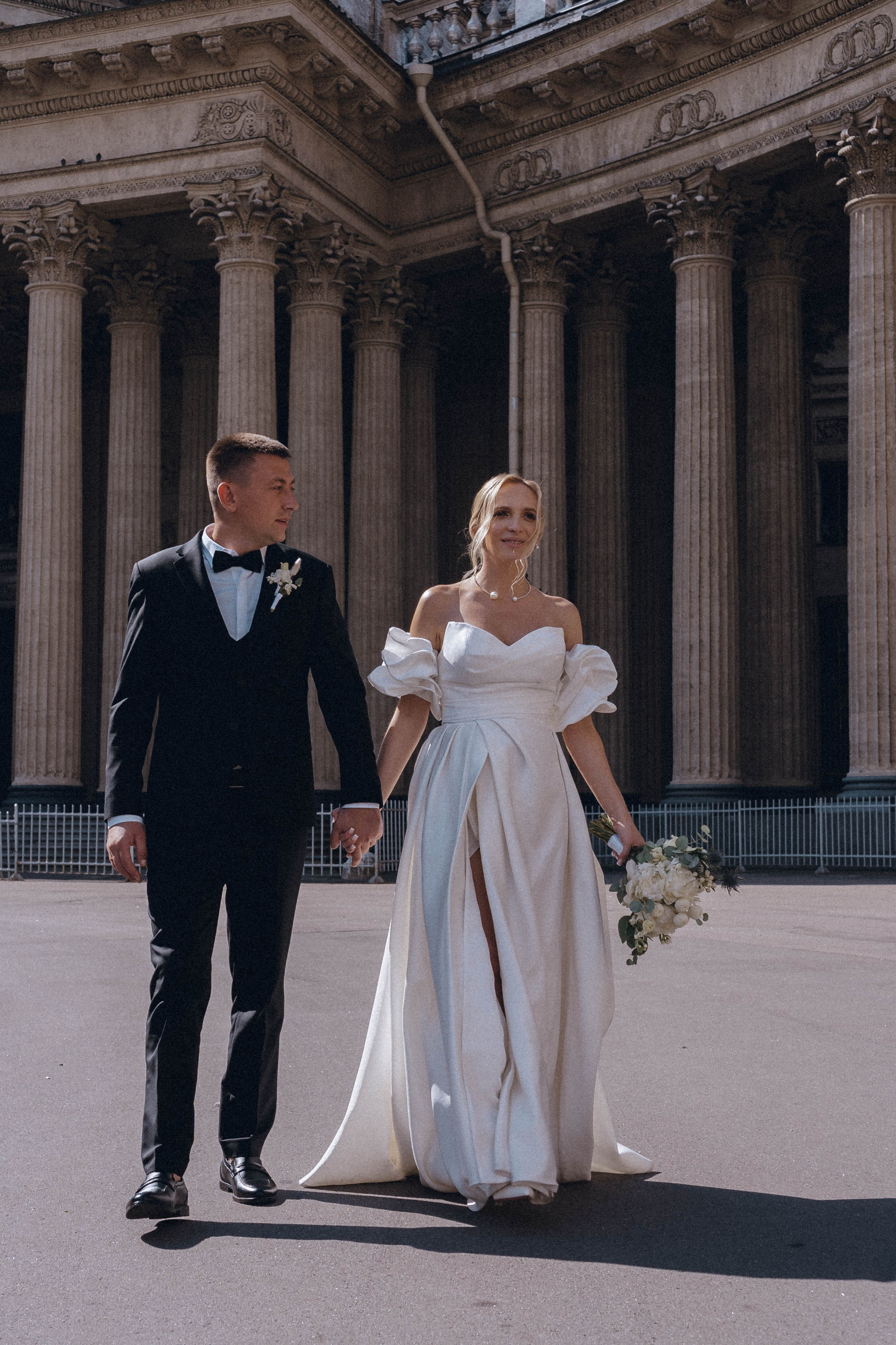 СВАДЕНБНАЯ СЬЕМКА НА КАТЕРЕ ПО КАНАЛАМ САНКТ-ПЕТЕРБУРГА И В АКВАТОРИИ НЕВЫ. Профессиональный фотограф, Санкт-Петербург — Виктория Богомолова